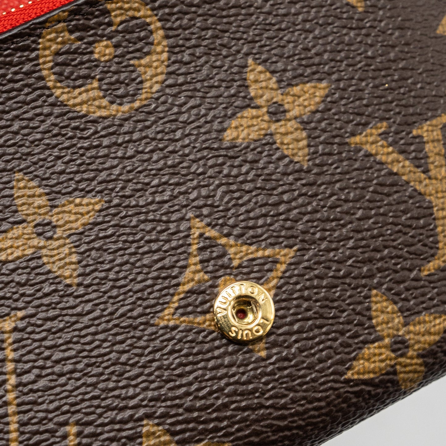 Louis Vuitton Wallet Victorine Illustre Xmas Polar Bear Monogram Canvas GHW