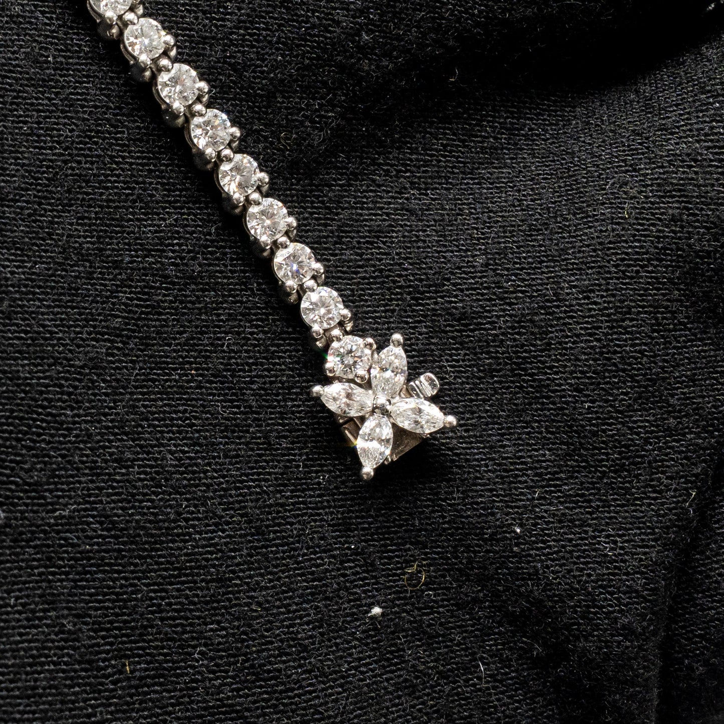 Tiffany Size Medium Tennis Bracelet Platinum Diamonds