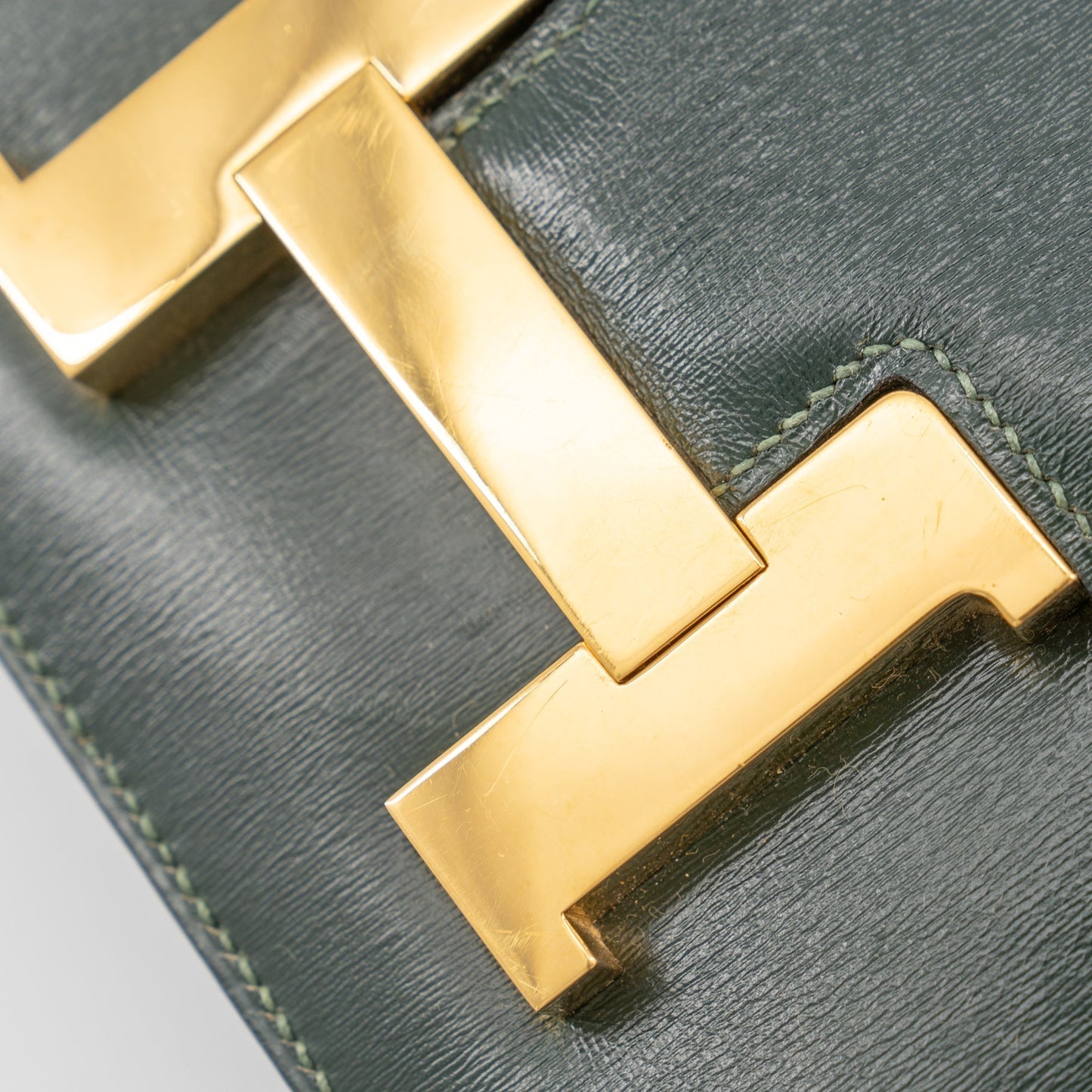 Luxury Hermes constance 23