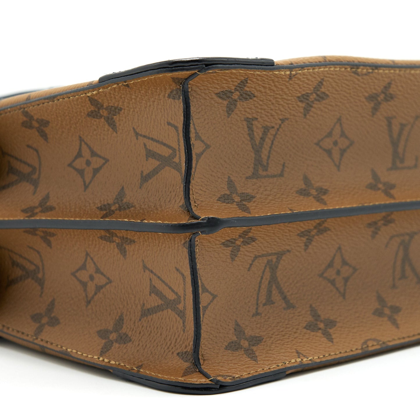 Louis Vuitton City Malle in Monogram