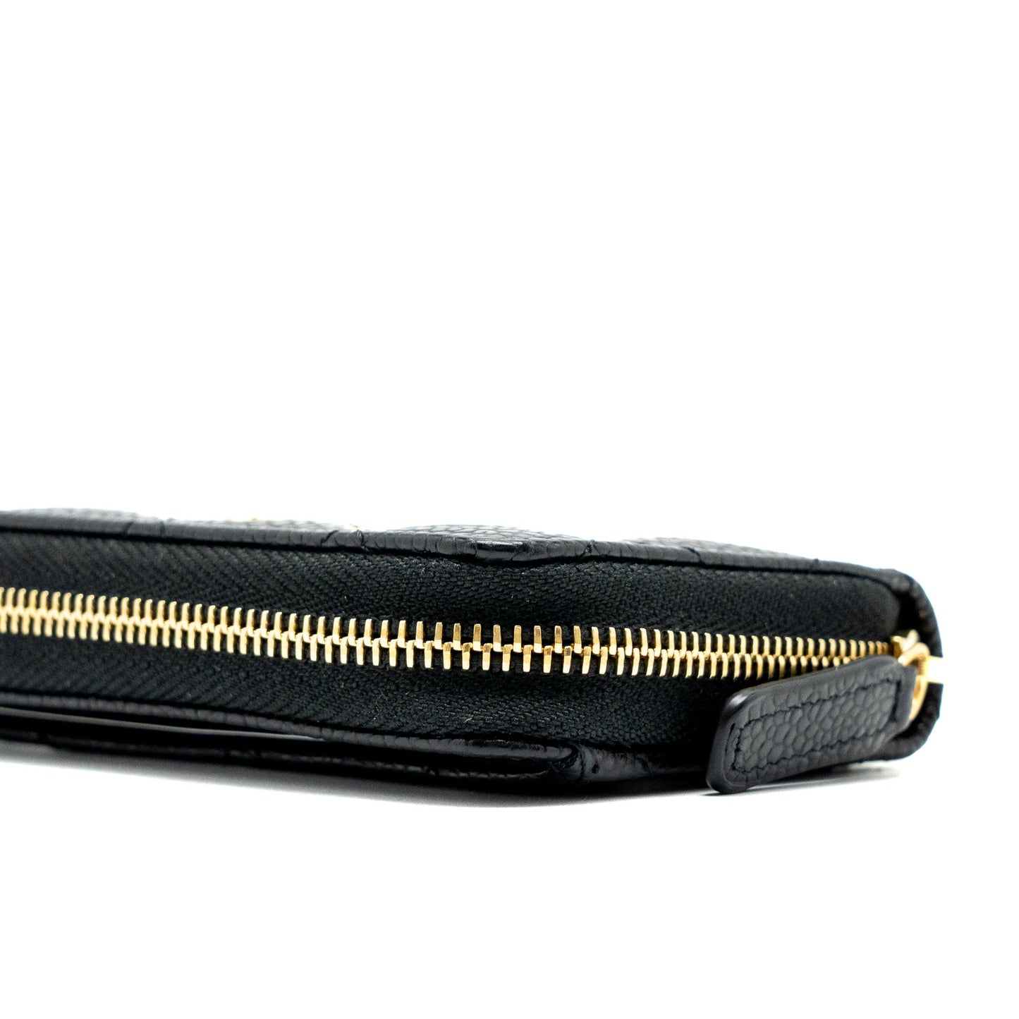 Chanel Zip Card Holder Caviar Black GHW (Microchip)