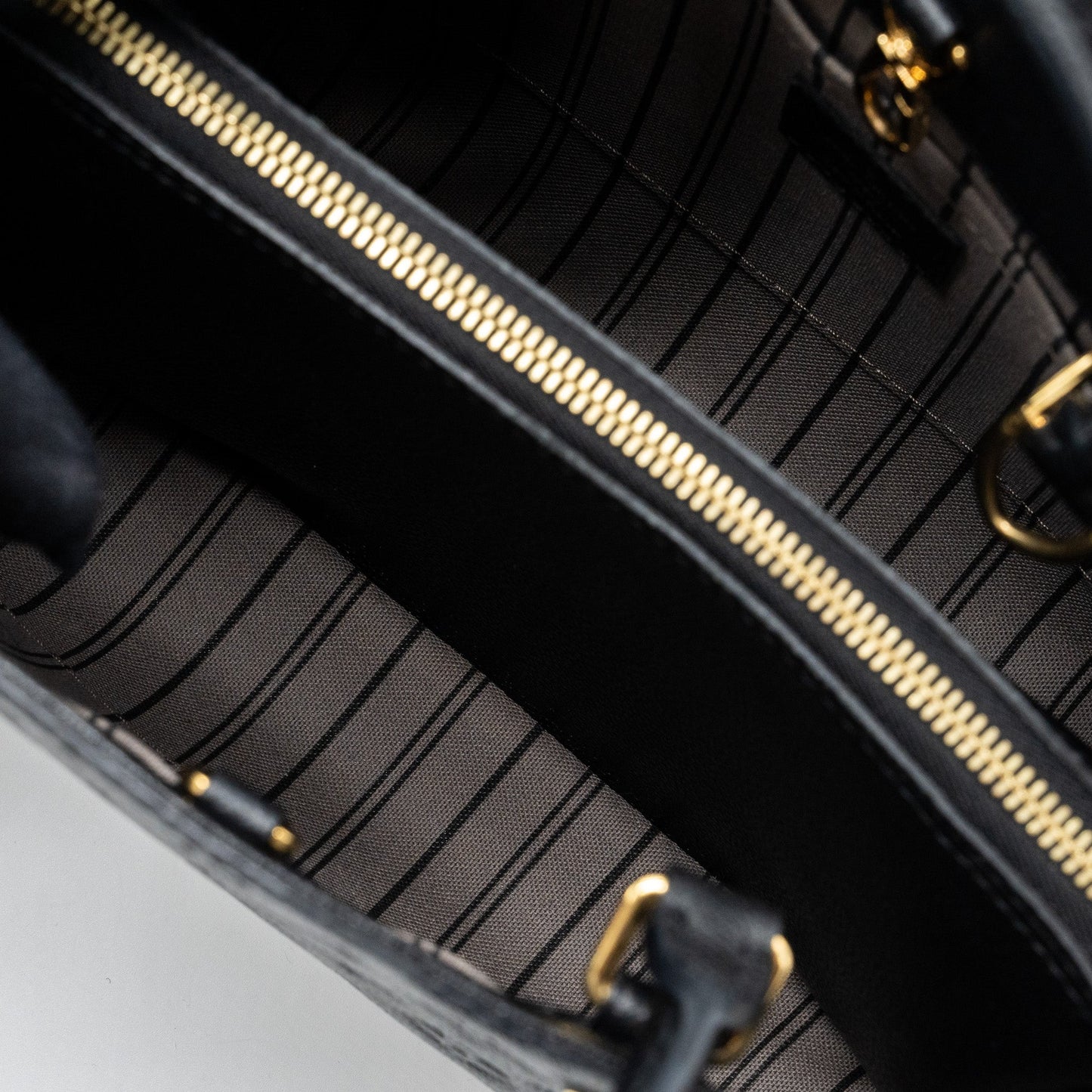 Louis Vuitton Montaigne BB  monogram Empreinte Black GHW