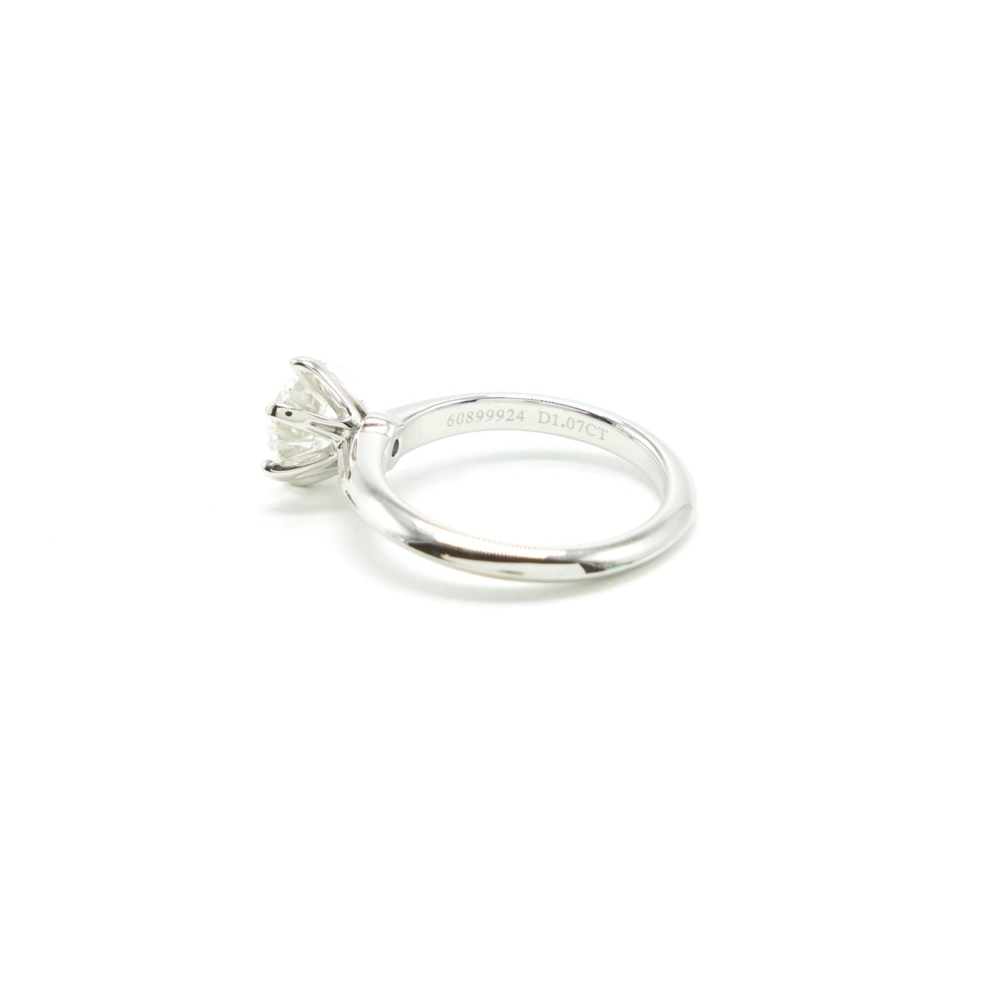 Tiffany Platinum and dimond solitaire ring 1.07 carats, I color, VS1 Clarity