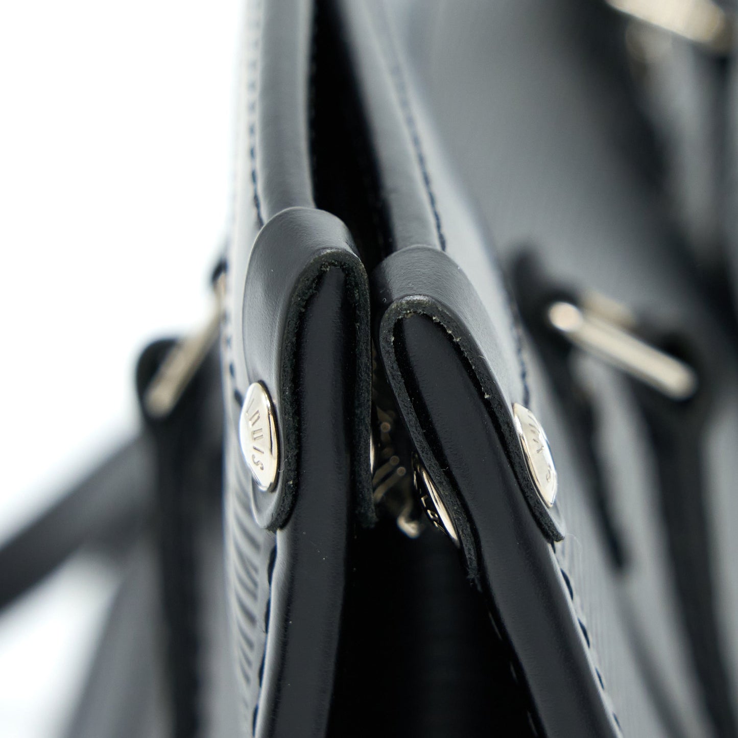 Louis Vuitton Madeleine PM Epi Black SHW