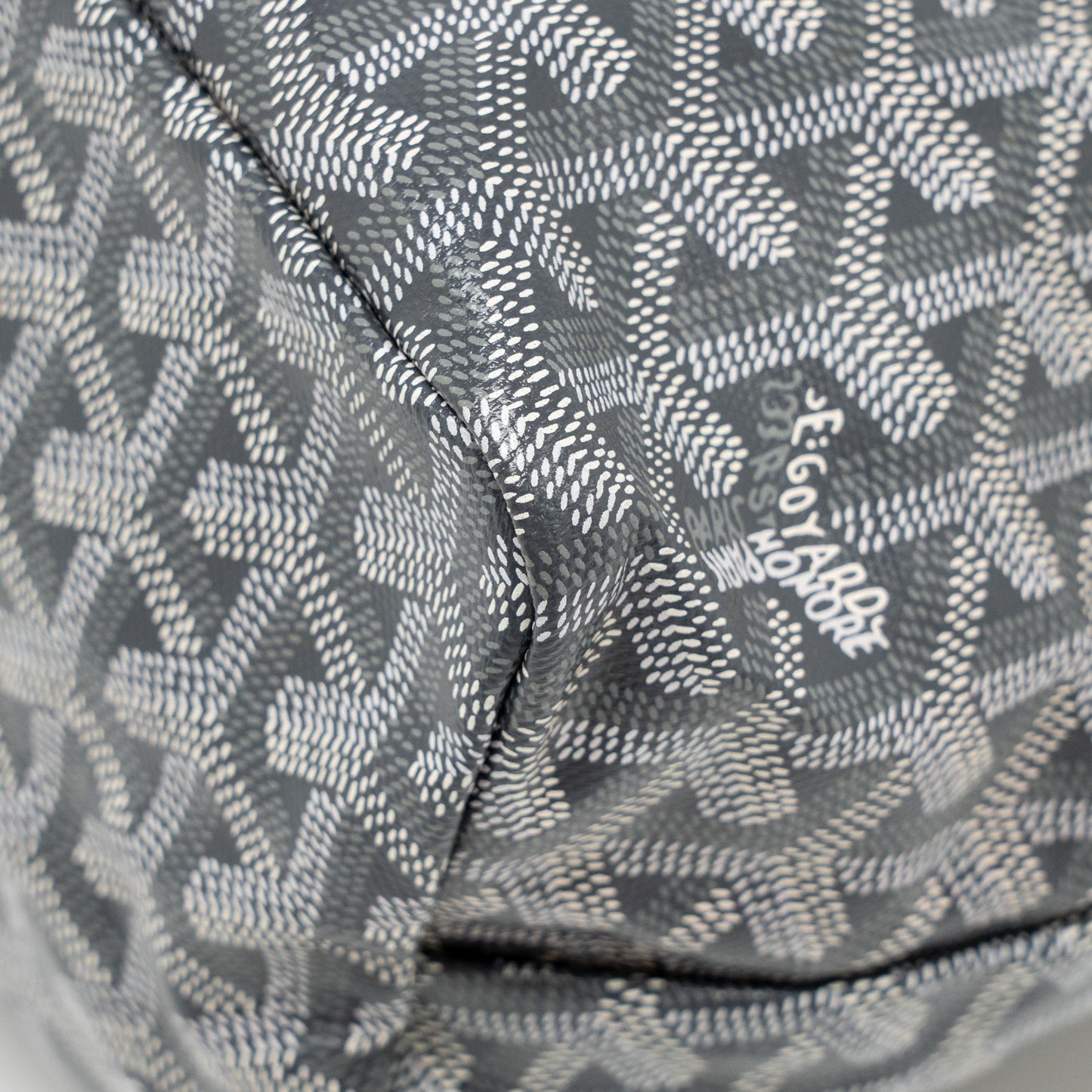 GoyardBoheme Hobo Bag Goyardine Canvas/Calfskin Gris SHW