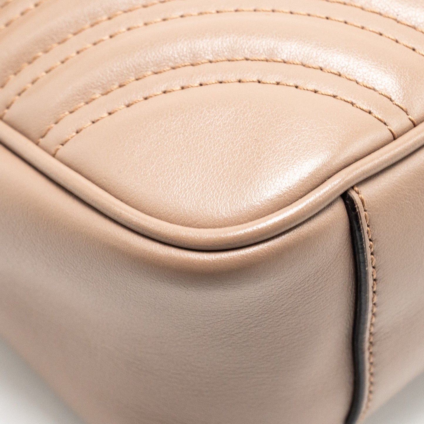 GUCCI Small GG Marmont Shoulder Bag Calfskin Beige GHW