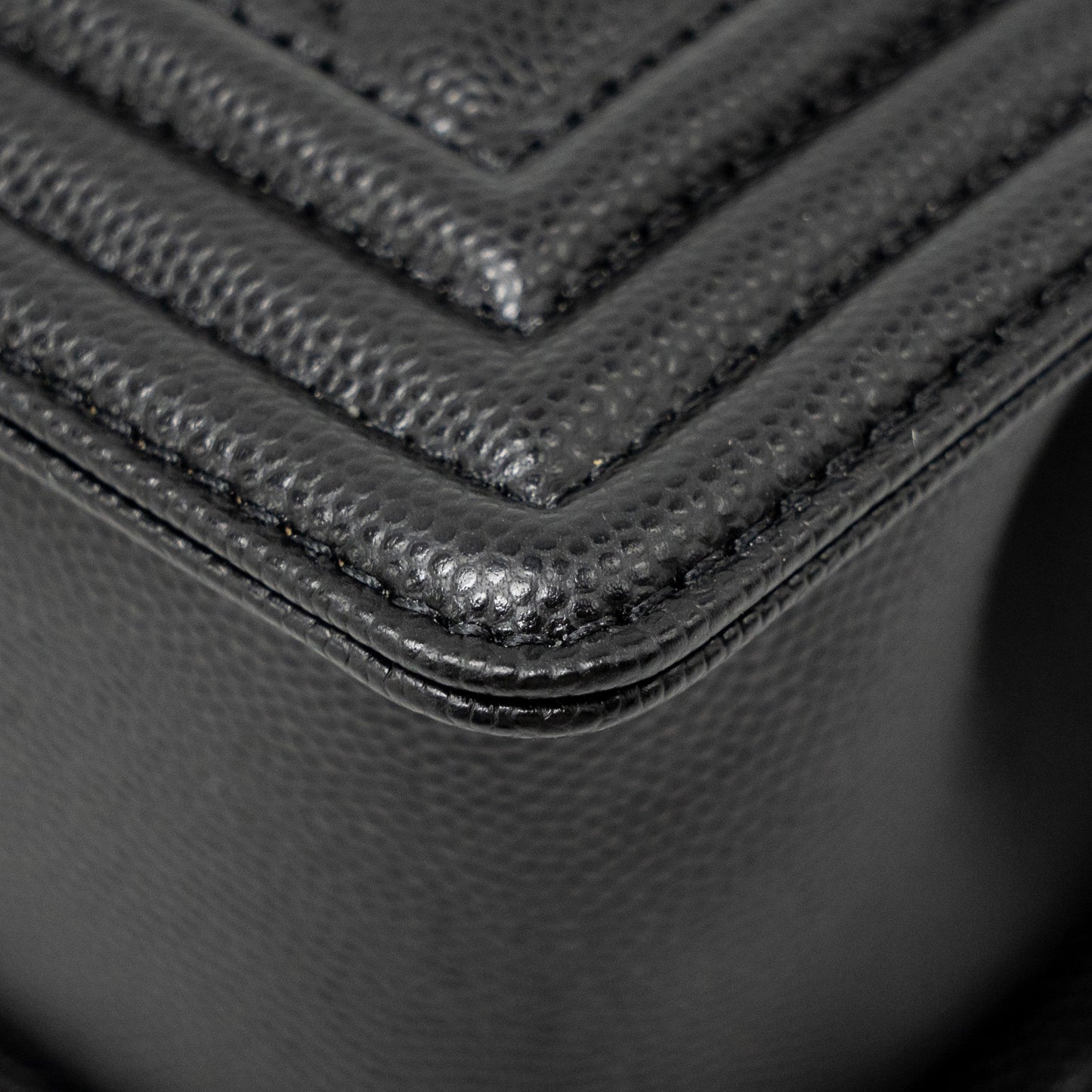 Chanel Small Boy Bag Caviar BLACK Ruthenium SHW (Microchip)