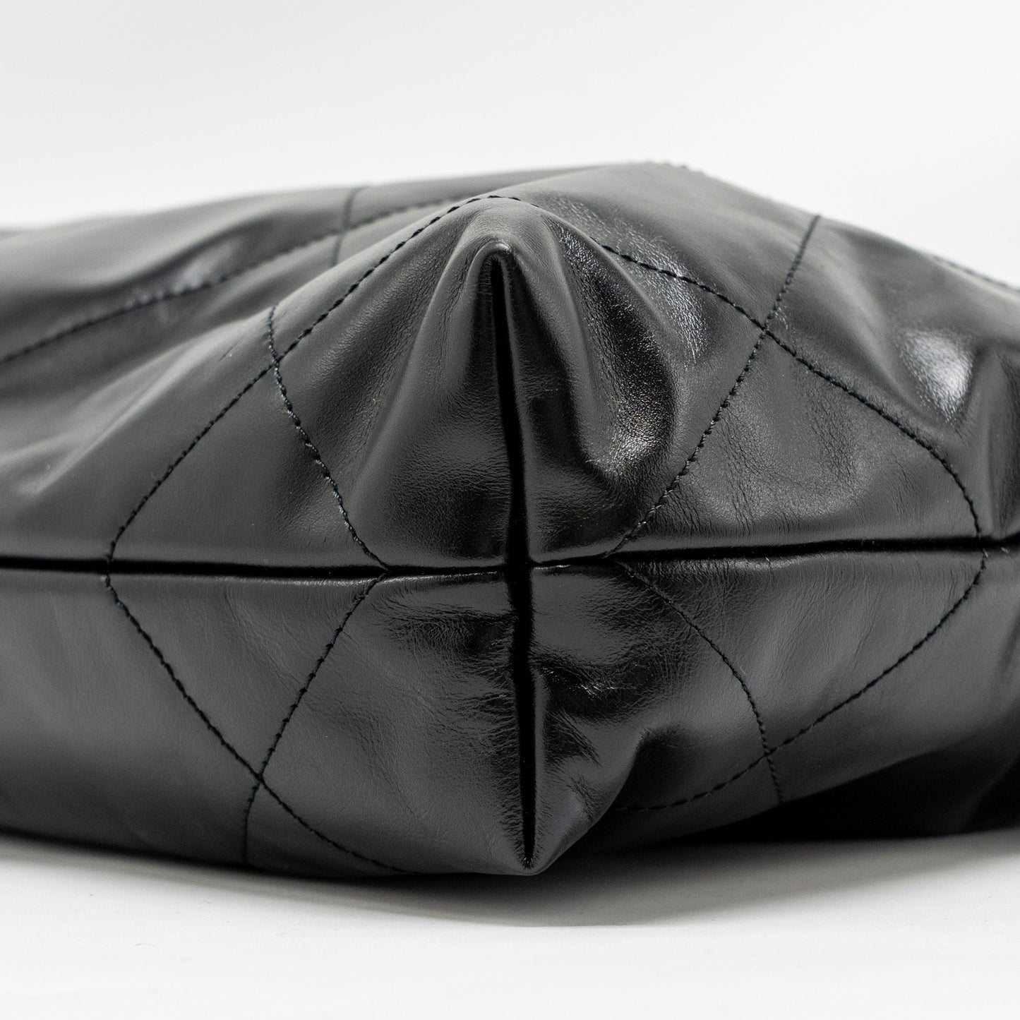 Chanel Small 22Bag Shiny Calfskin BLACK GHW (Microchip)