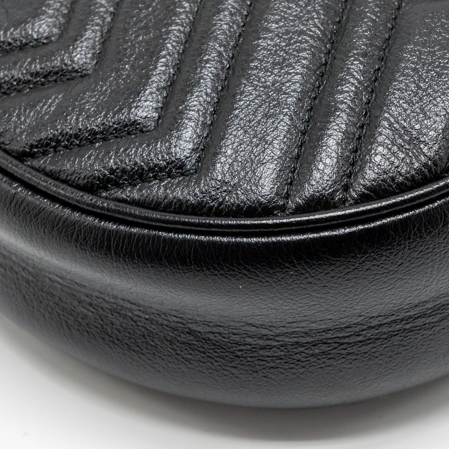 Gucci GG Marmont Round Crossbody Bag Calfskin Black GHW