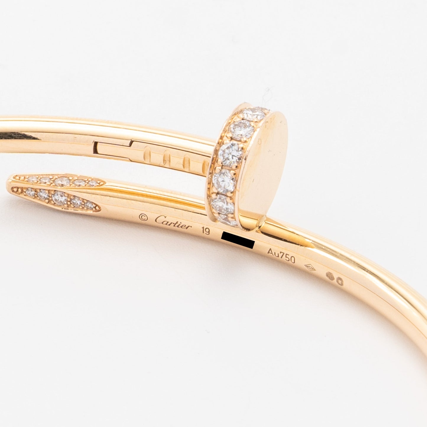 Cartier size 19 Juste en clou bracelet yellow gold diamonds