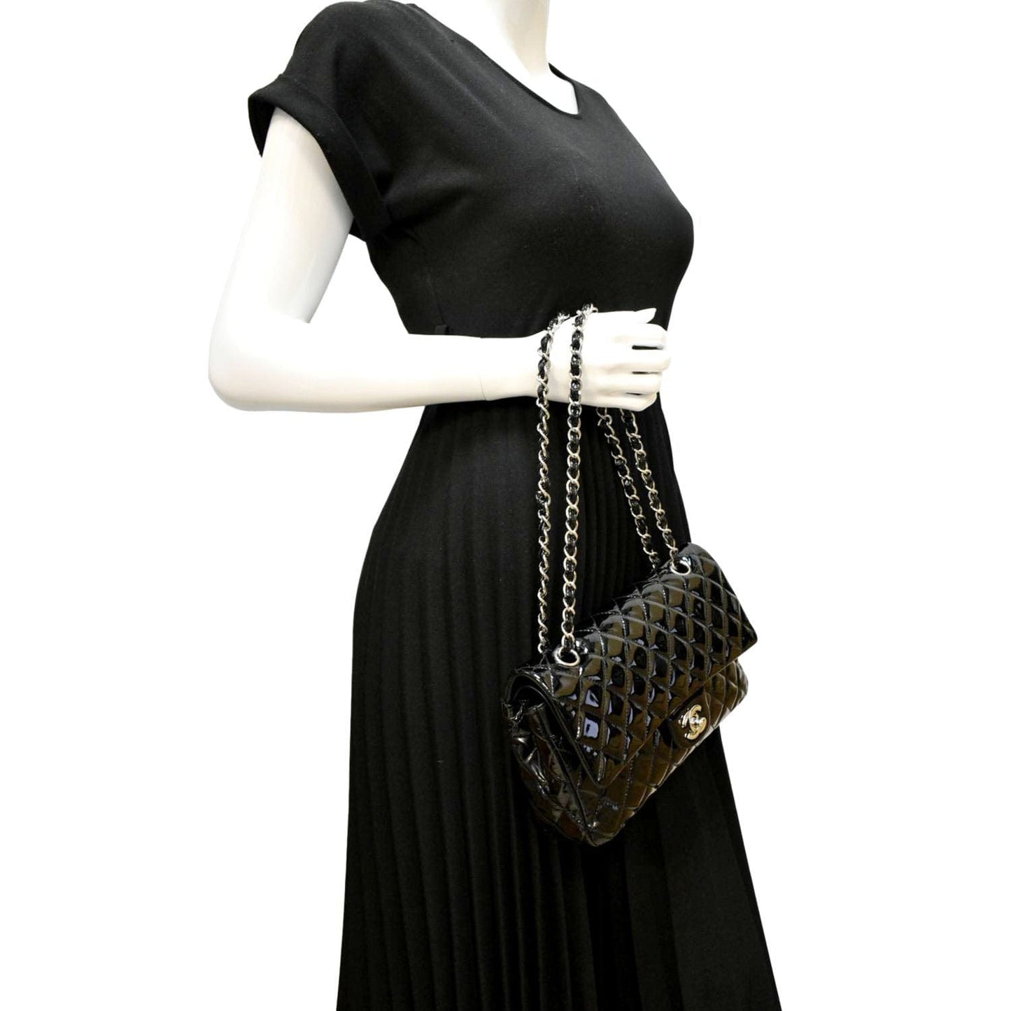Luxury Chanel Medium Flap Patent Leather Shoulder Bag Black