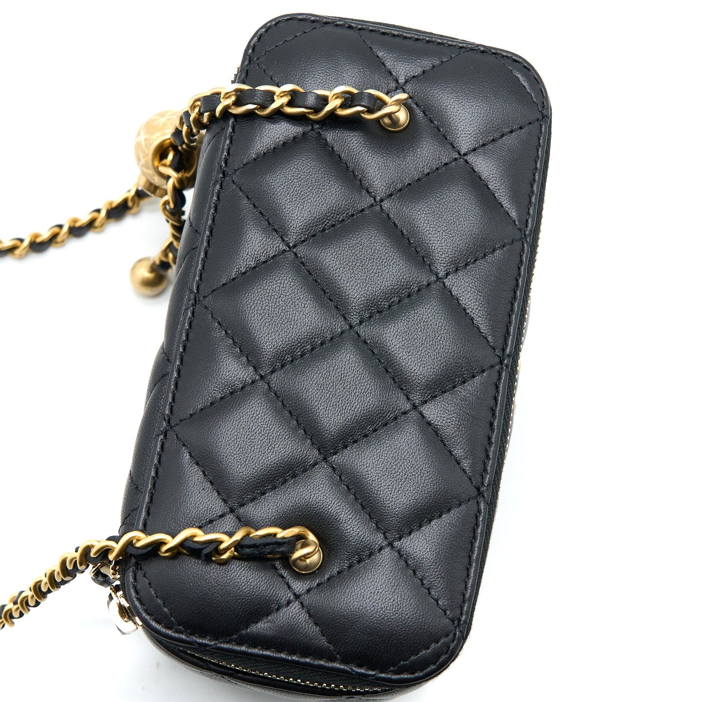 Chanel Pearl Crush Long Vanity Case Lambskin Black GHW (Microchip)