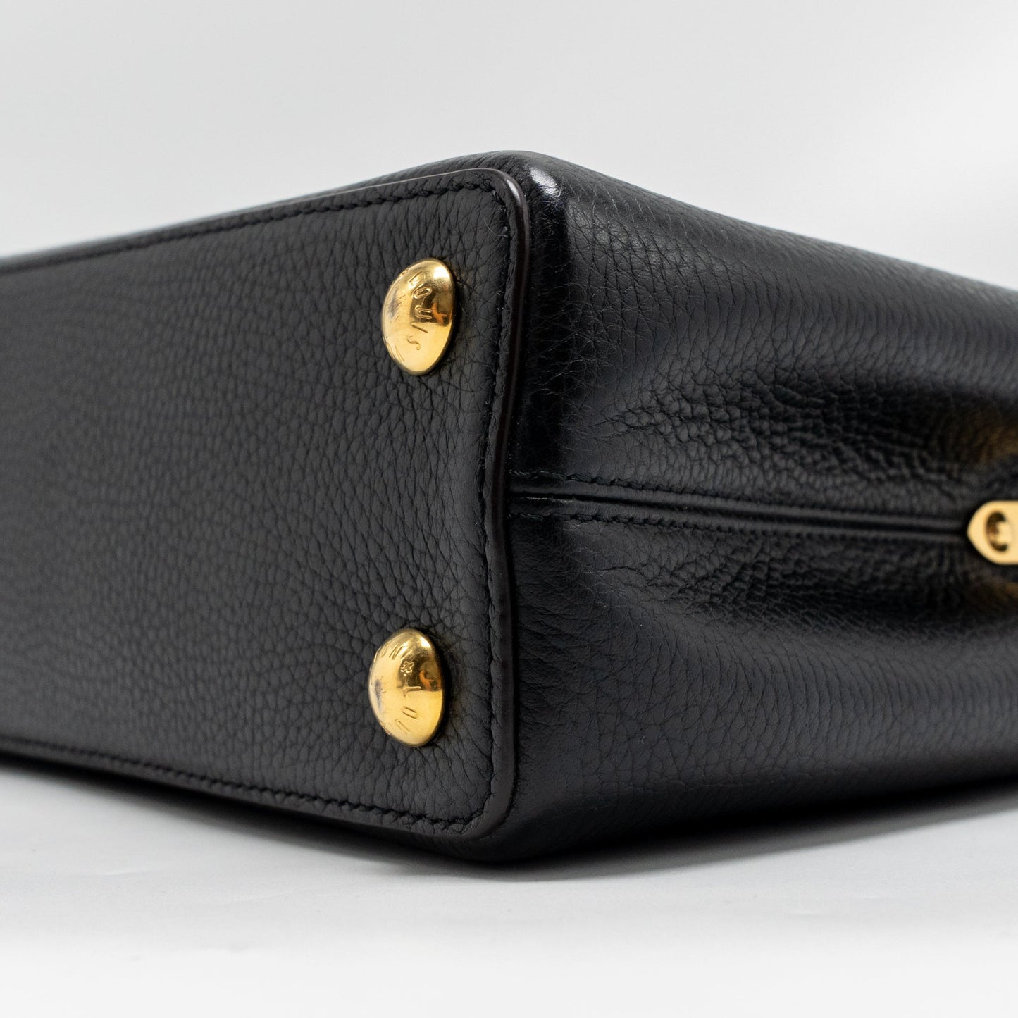 Louis Vuitton Capucines BB Calfskin Black GHW
