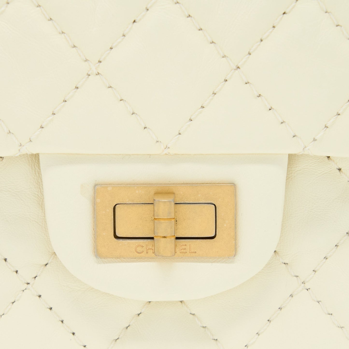 Chanel 20A Mini 2.55 Reissue Flap Bag Aged Calfskin Creamy White Brushed GHW
