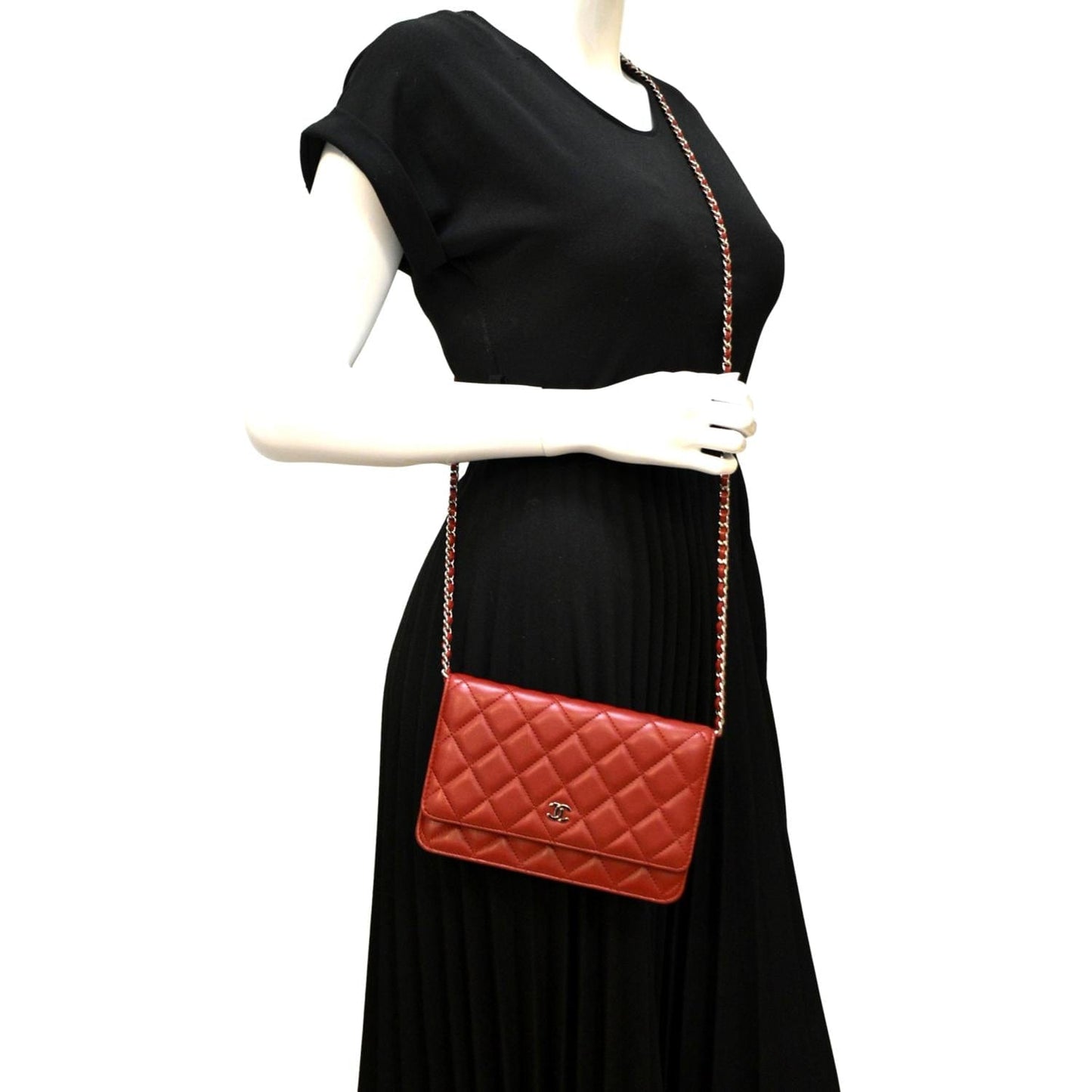 Luxury Chanel WOC Quilted Leather Crossbody Wallet Red