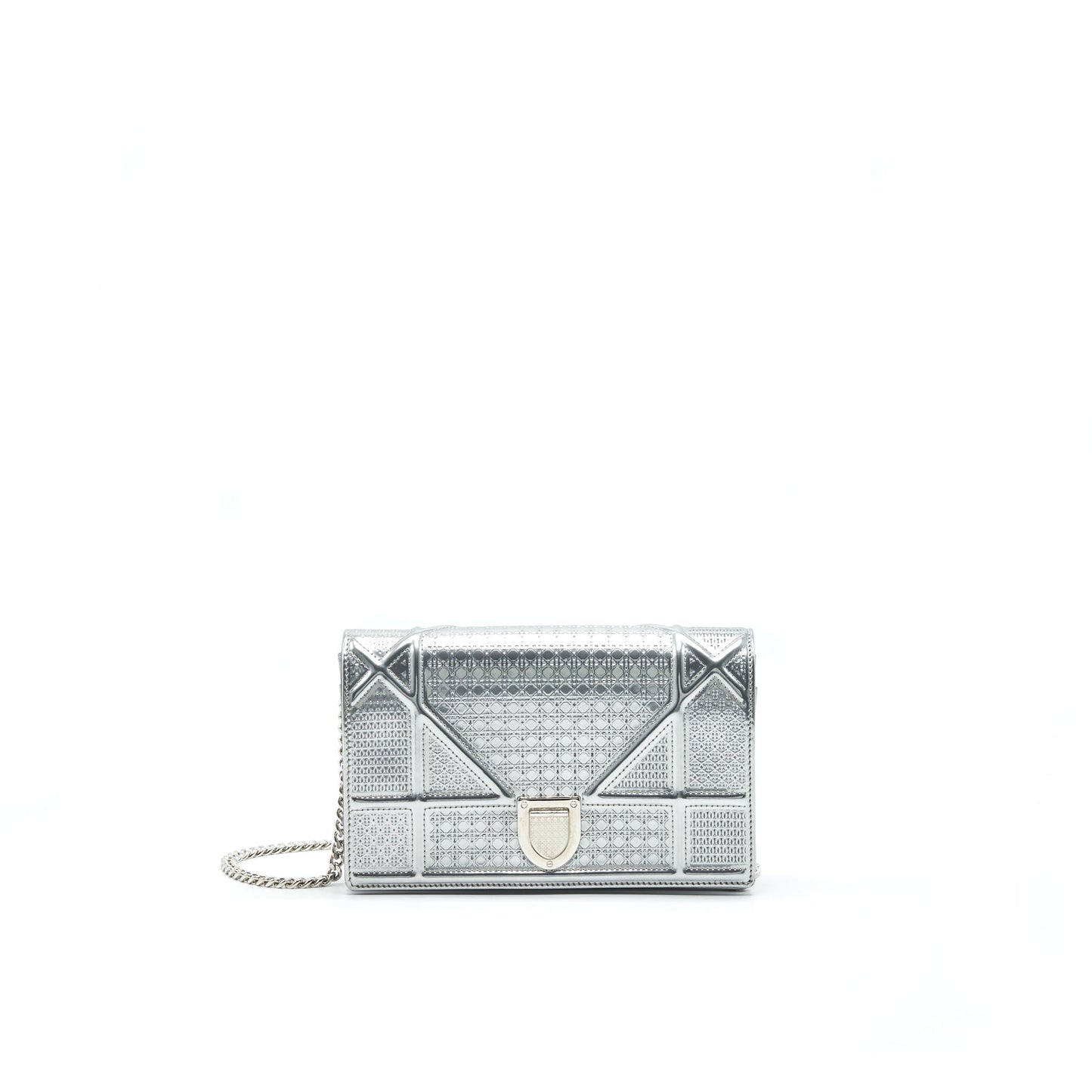 Luxury Dior Luxury DiorAMA WALLET ON CHAIN IN SILVER