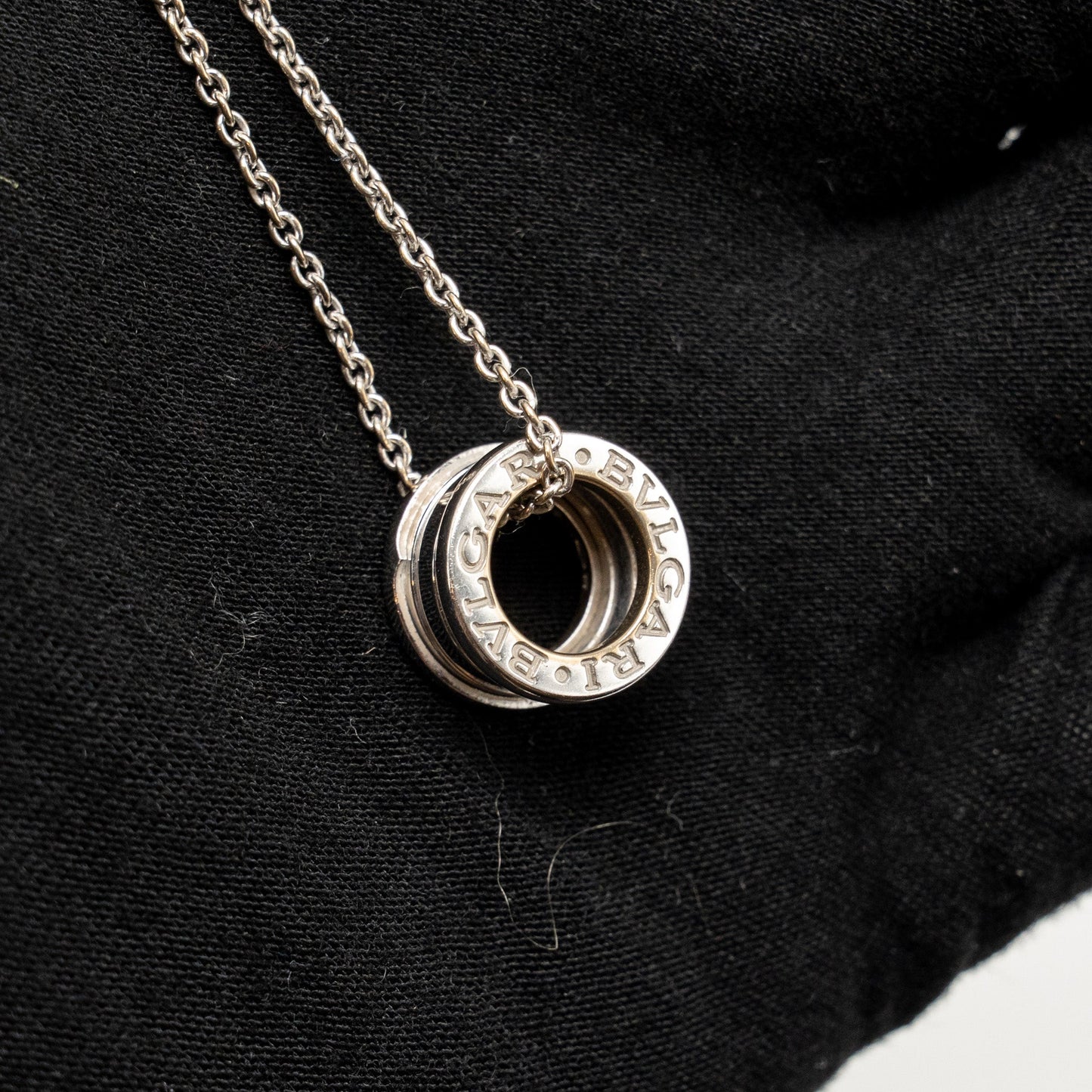 Bvlgari B Zero 1 pendant 18k white gold