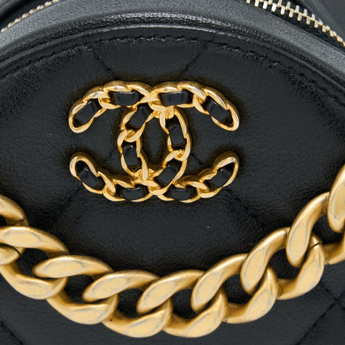Chanel 19 Round Clutch With Chain Goatskin Black Multicolour Hardware