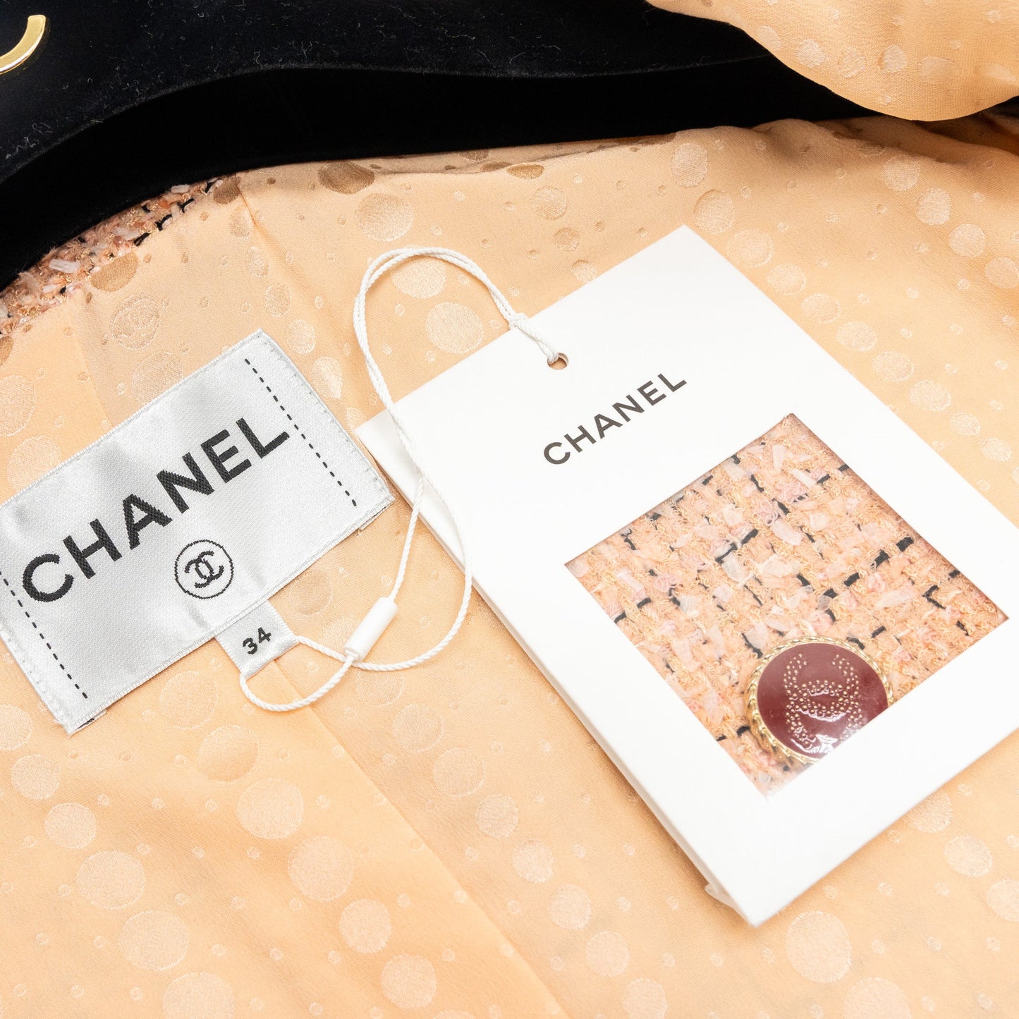 Chanel Size 34 21p tweed jacket cotton pink/black/burgundy