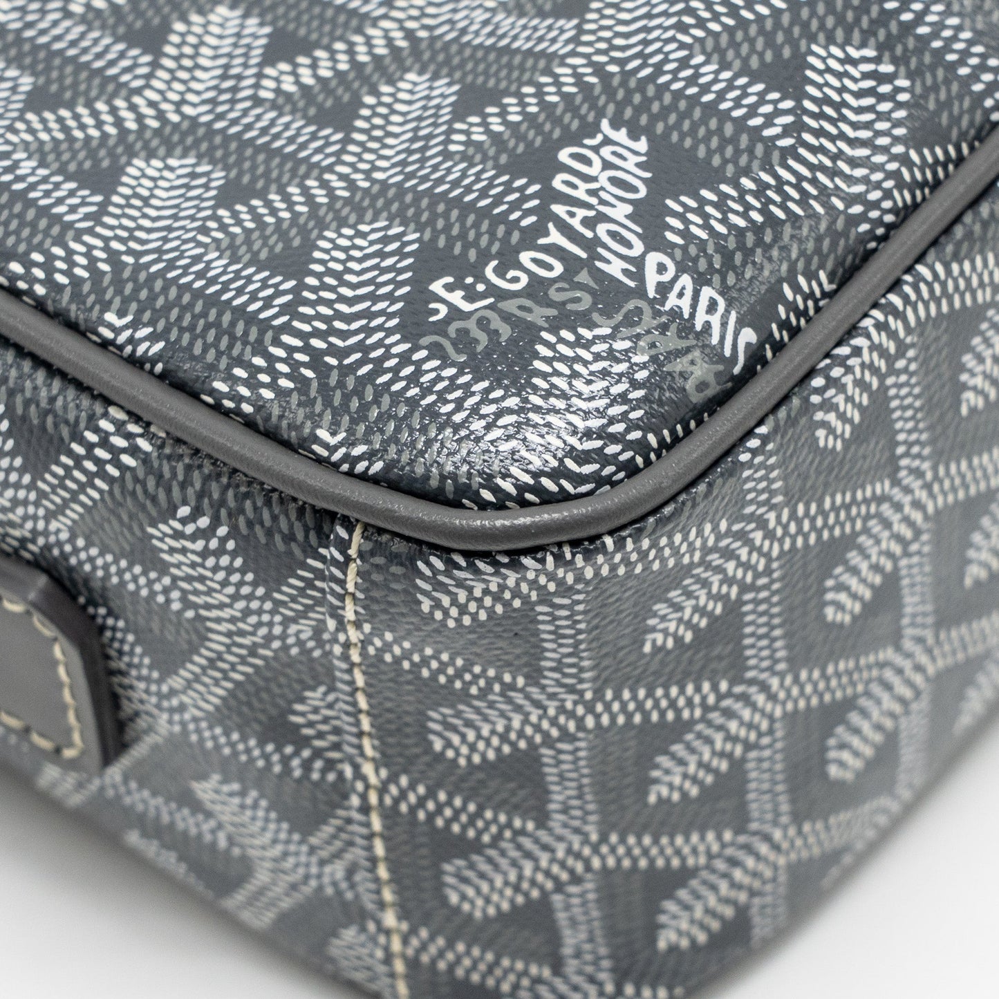 Goyard Cap Vert PM Crossbody Bag Goyardine Canvas/Leather Grey SHW