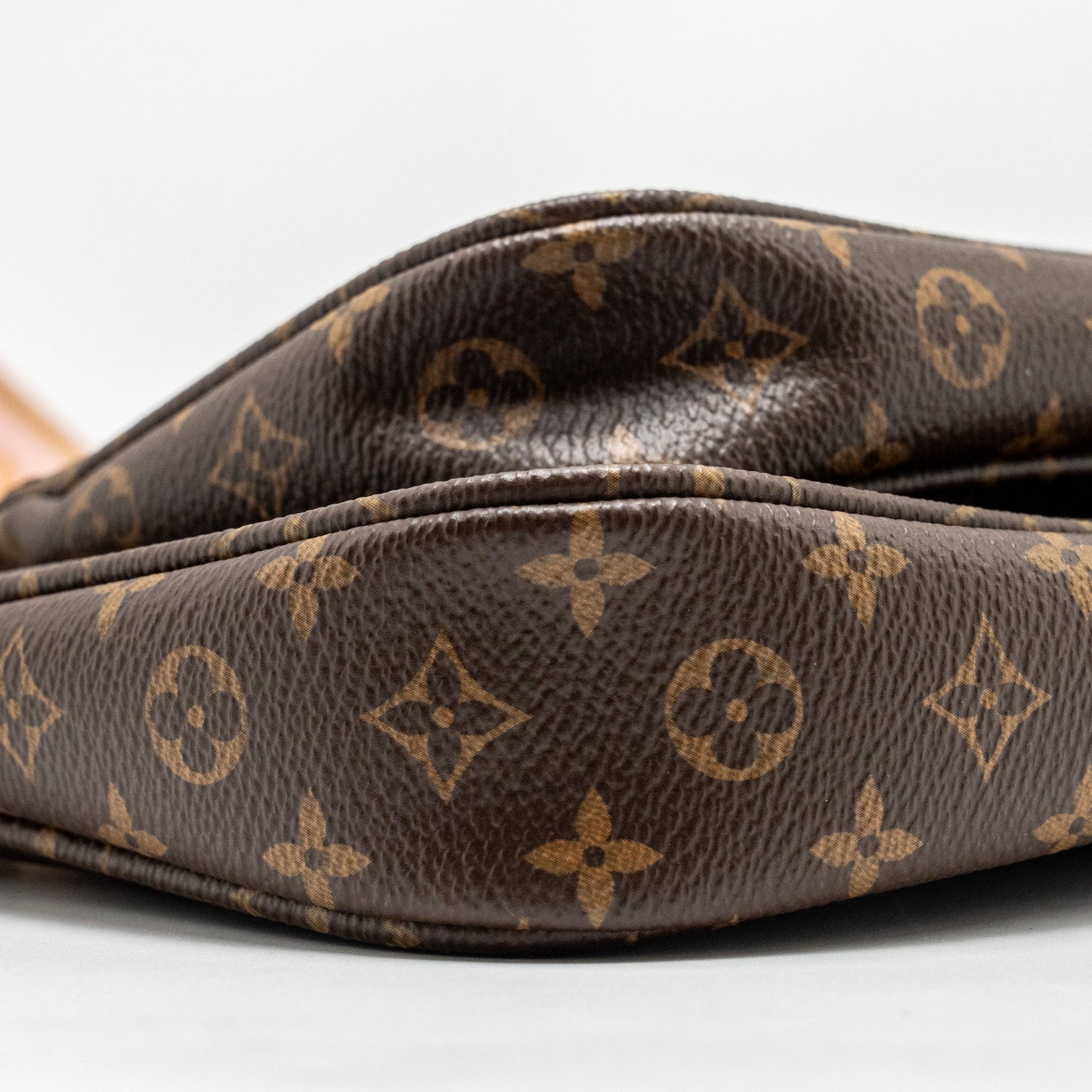 Louis Vuitton Multi Pochette Accessories Monogram Canvas GHW