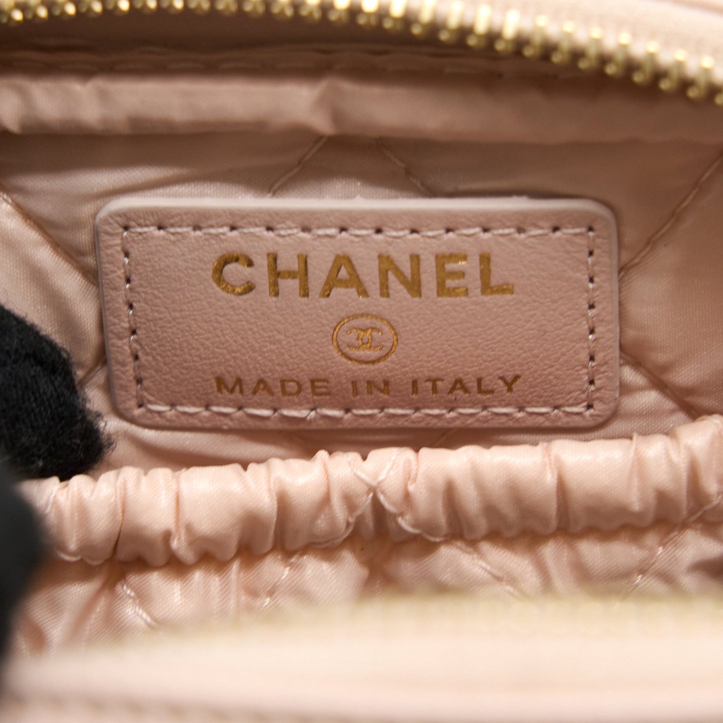 Chanel 21C Small Cosmetic Pouch Caviar Rose Clair LGHW