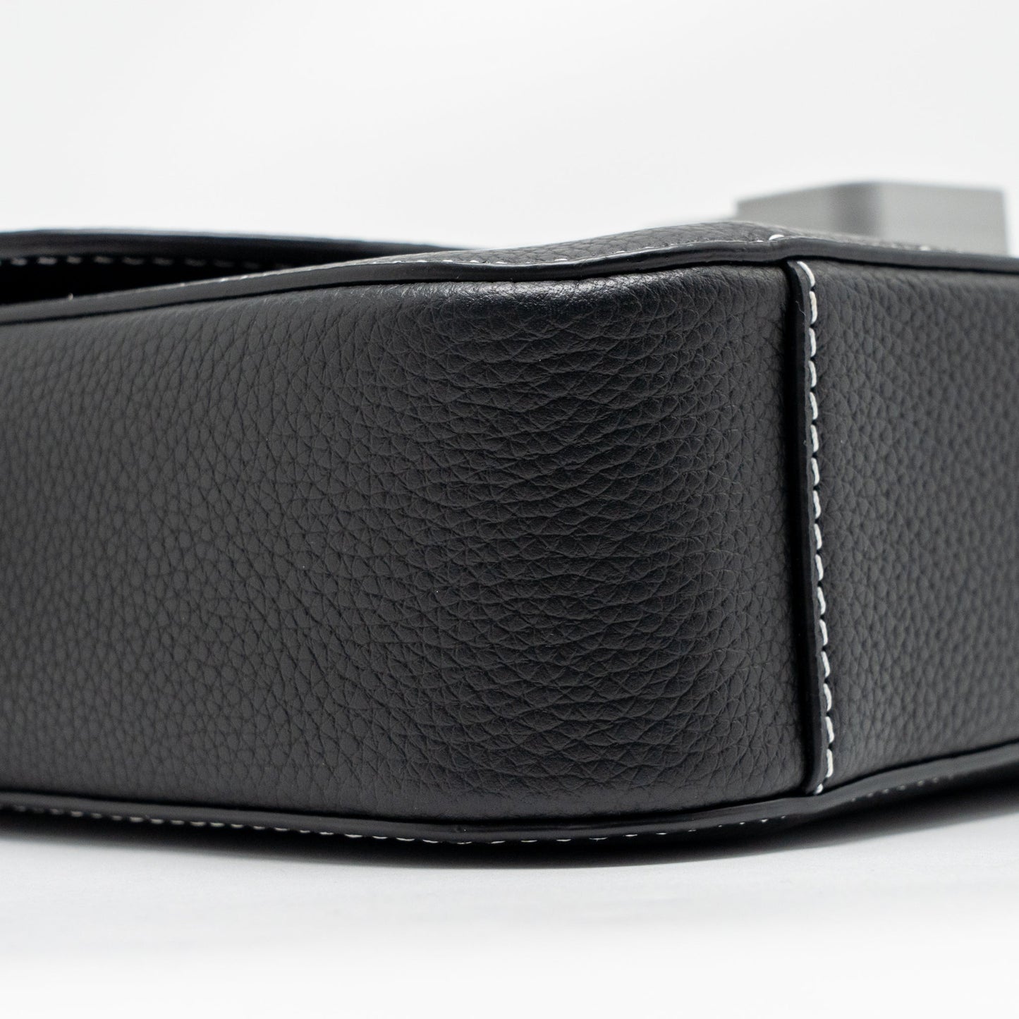 Dior Medium Saddle Flap Messenger Bag Grained Calfskin Black GHW
