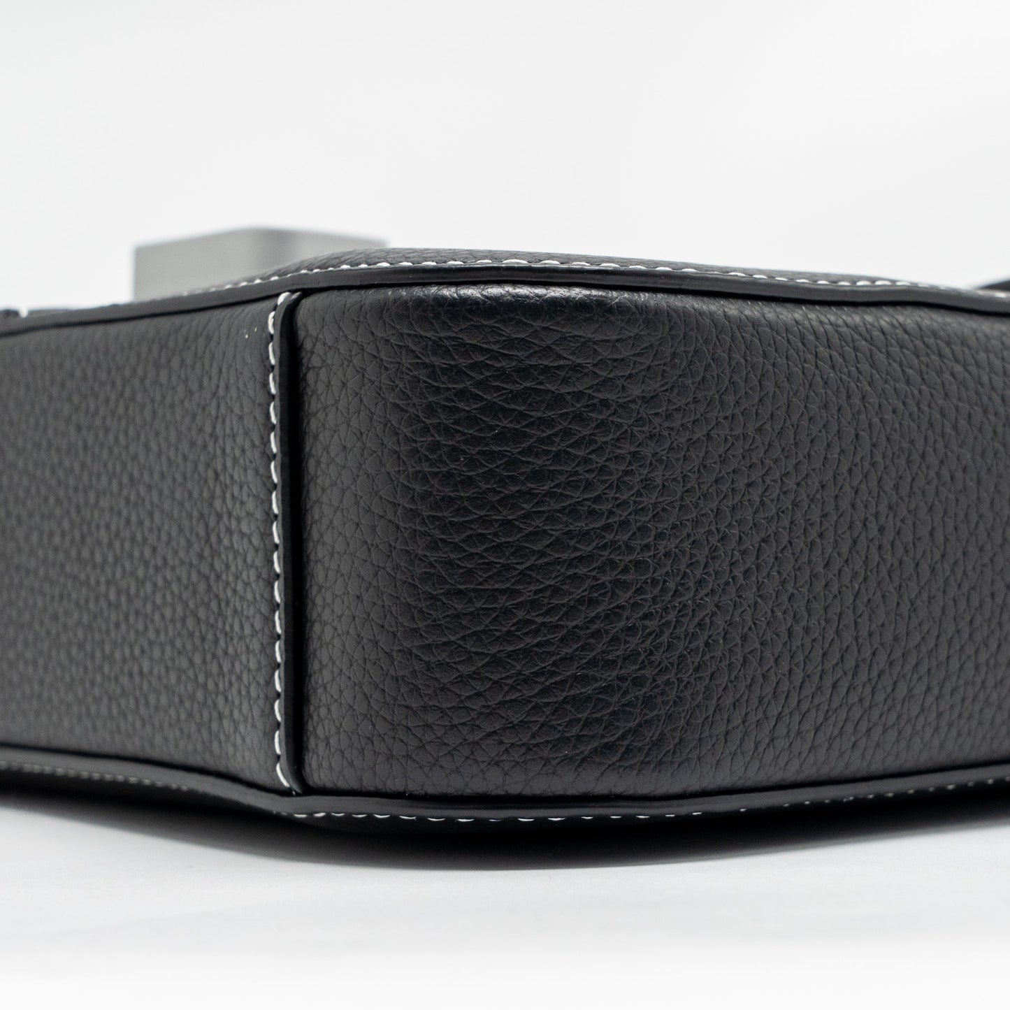 Dior Medium Saddle Flap Messenger Bag Grained Calfskin Black GHW