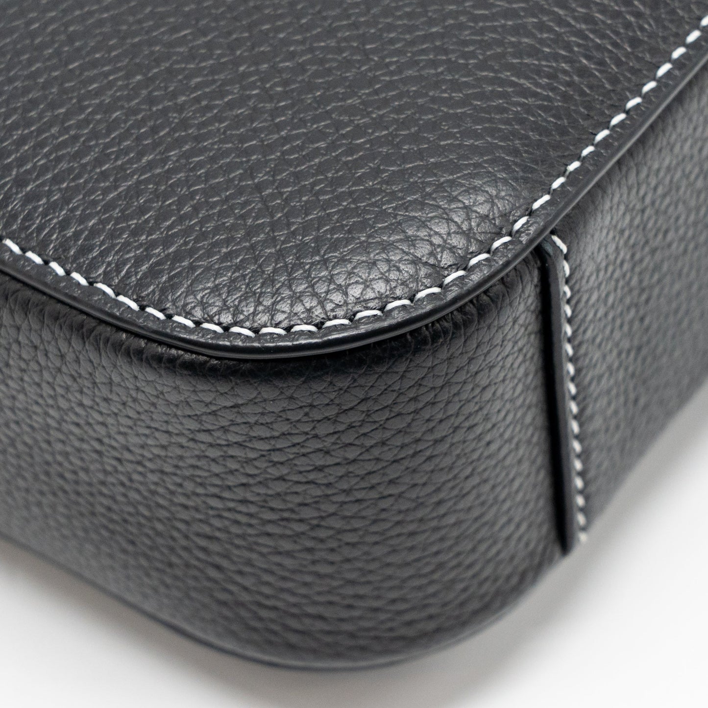 Dior Medium Saddle Flap Messenger Bag Grained Calfskin Black GHW