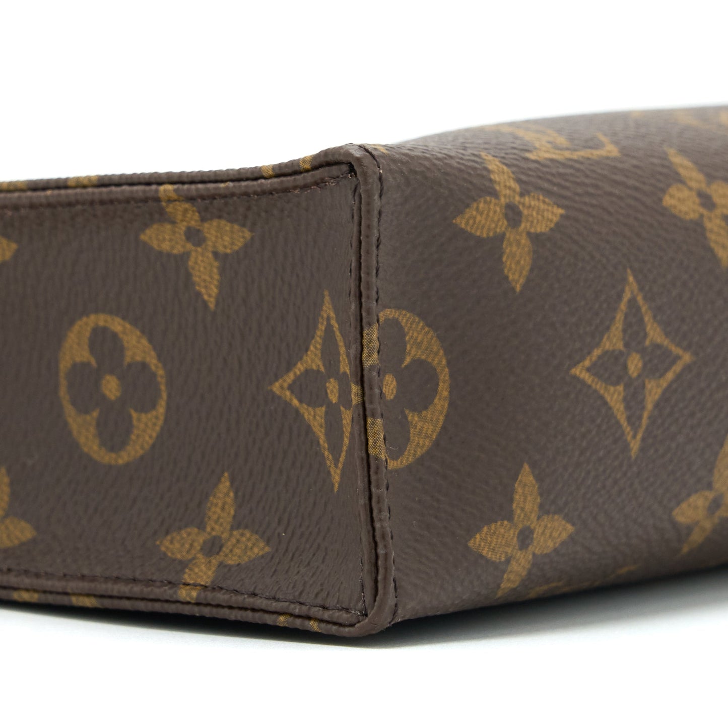 Louis Vuitton Toiletry Pochette 26 Monogram Canvas GHW