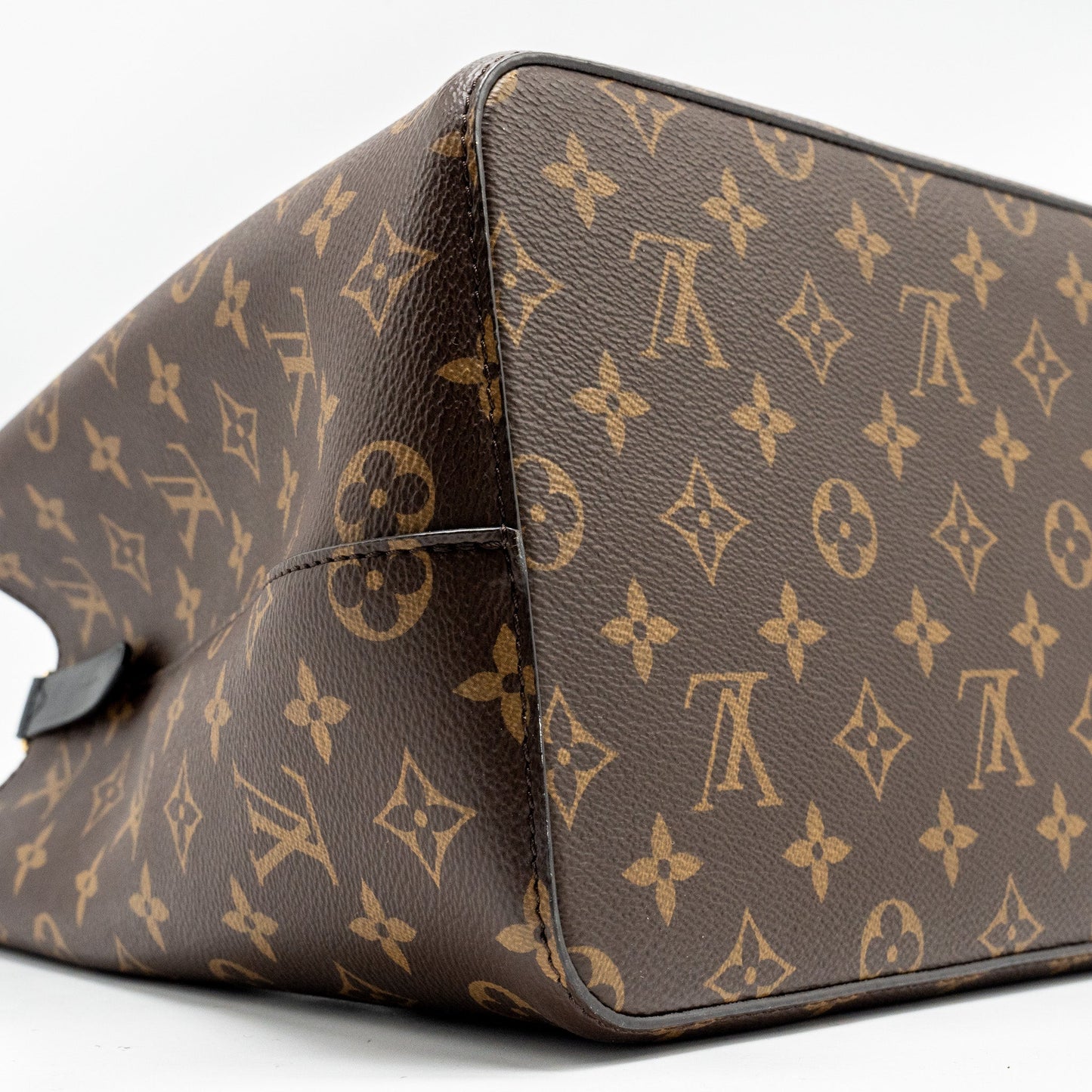 Louis Vuitton Neonoe Monogram canvas black GHW