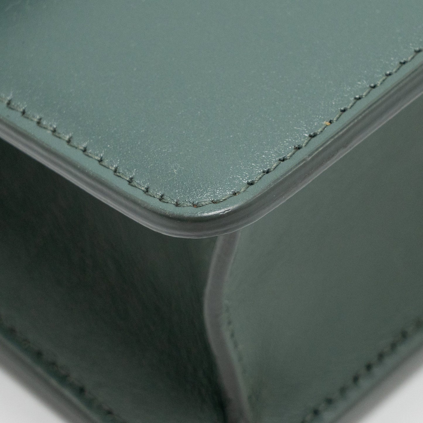 Dior 30 Montaigne Medium Flap Bag Calfskin Green GHW