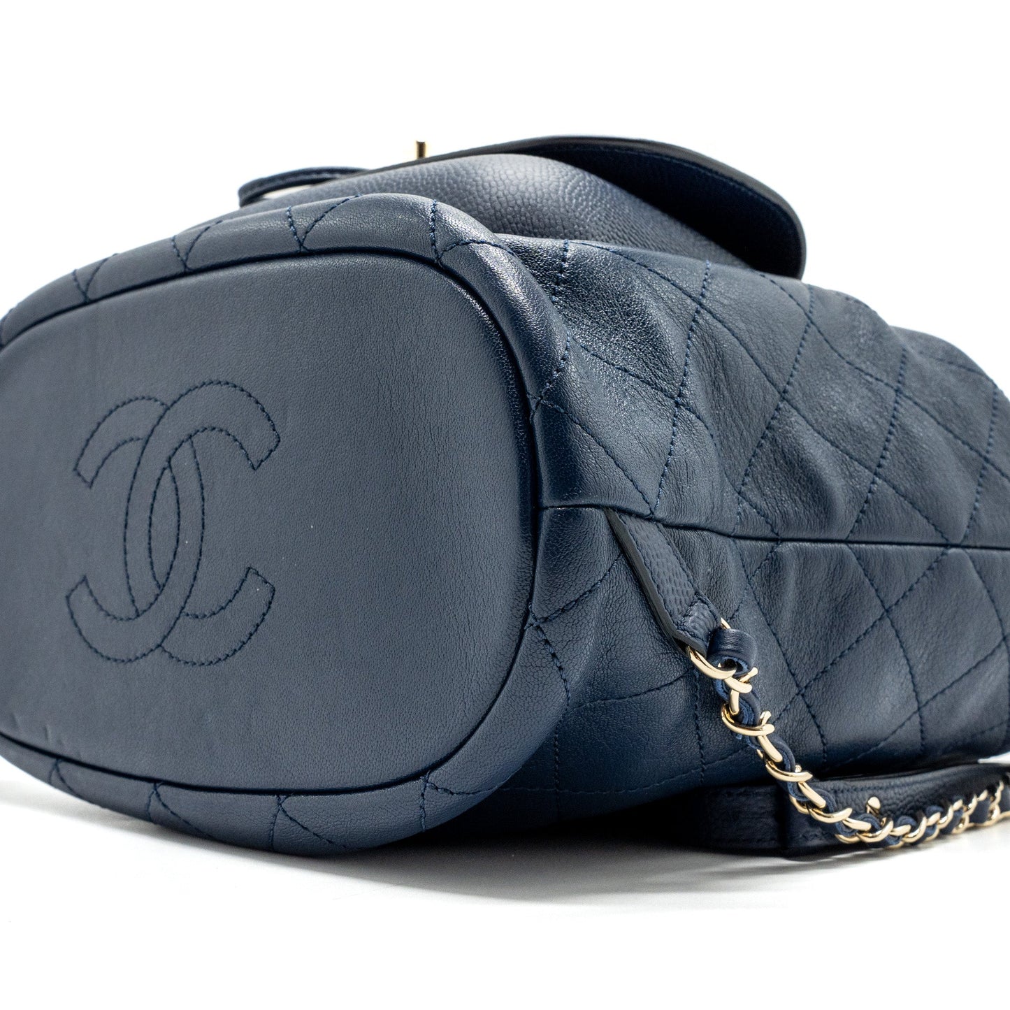 Chanel Drawstring Backpack Lambskin / Grained Calfskin Dark Blue LGHW