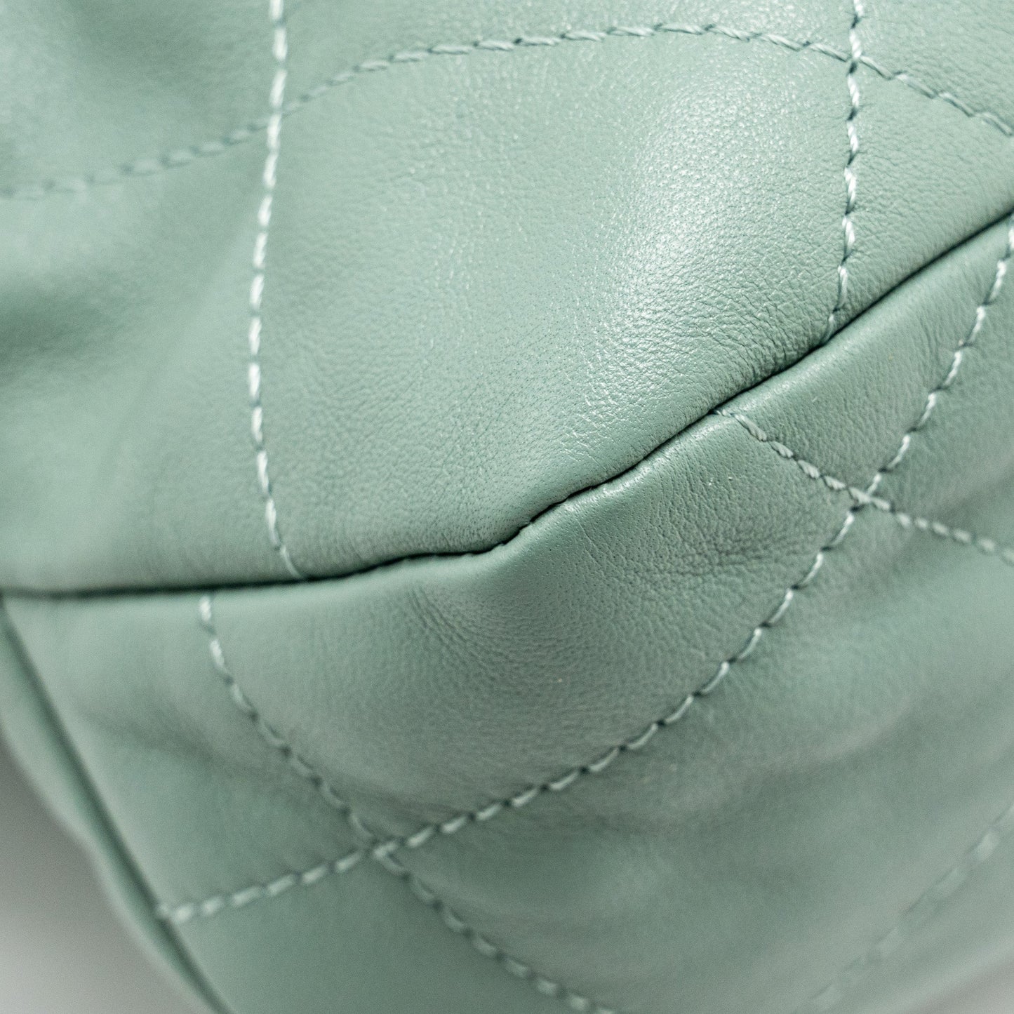 Chanel 22C Hobo bag with Giant Chain calfskin Green GHW (microchip)