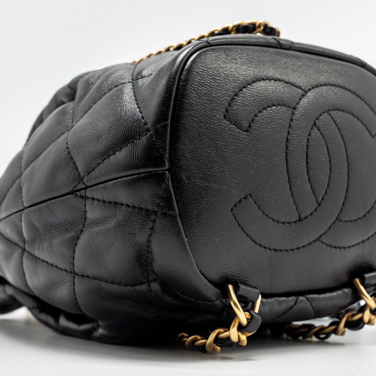 Chanel 22S Candy Chains Mini Bucket Backpack Lambskin Black GHW (Microchip)