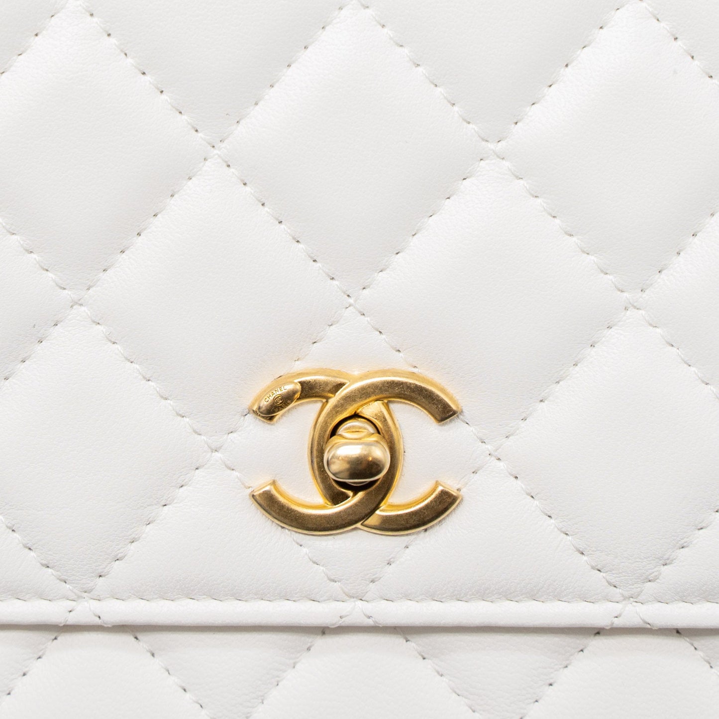 Chanel Pearl Crush Wallet on Chain Lambskin White GHW (Microchip)
