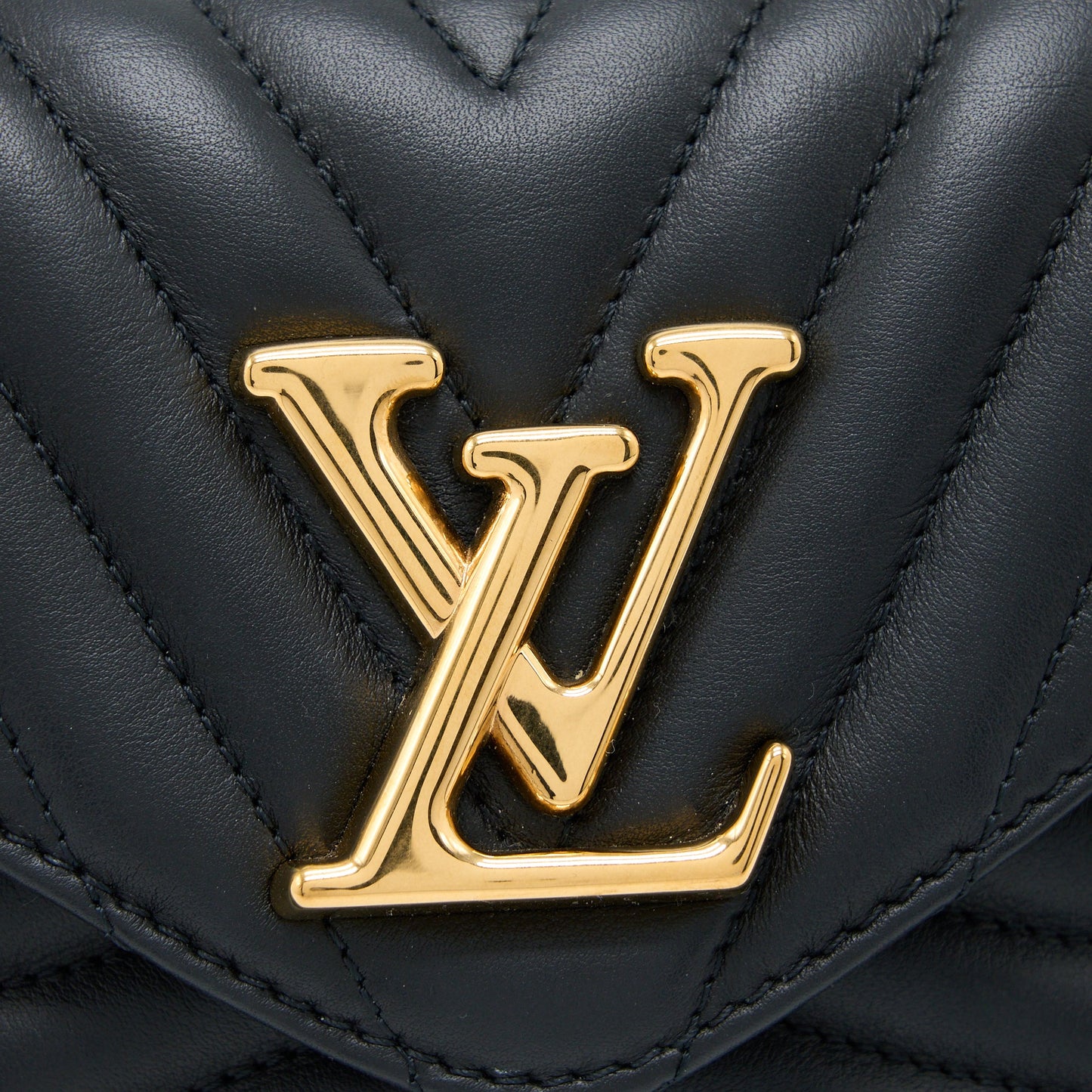 Louis Vuitton New Wave Multi-Pochette Calfskin Black GHW