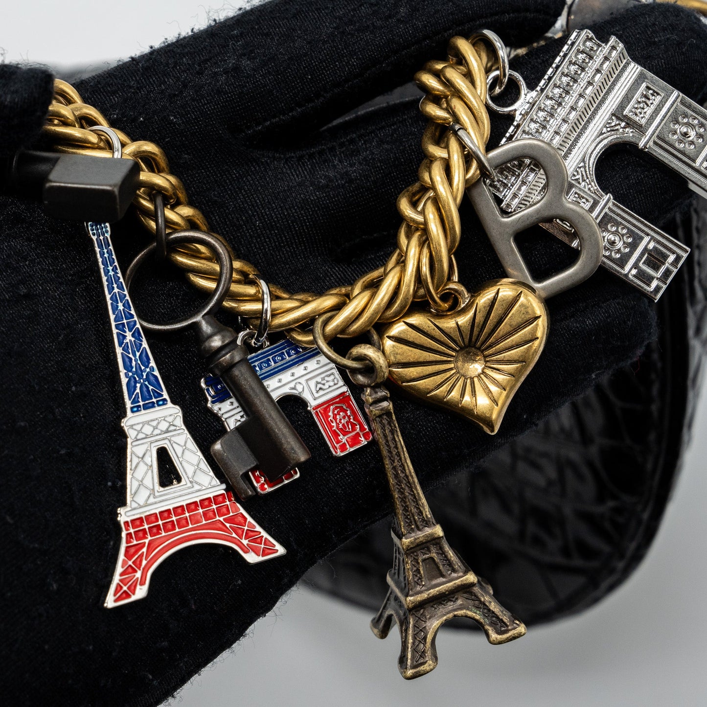 BALENCIAGA SOUVENIR BELT BAG Croc-Embossed Calfskin Black GHW