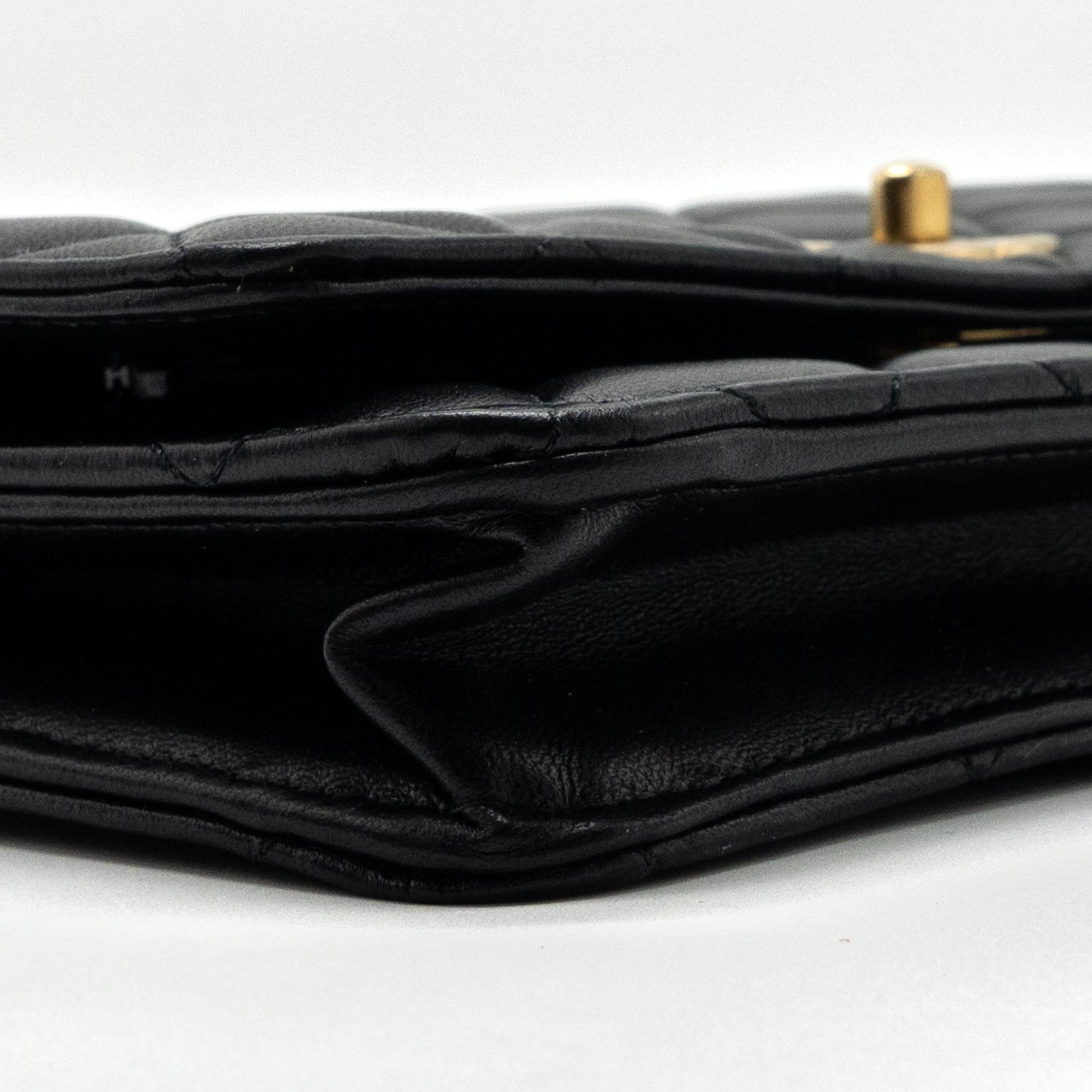 Chanel Pearl Crush Wallet On Chain Lambskin Black GHW (microchip)