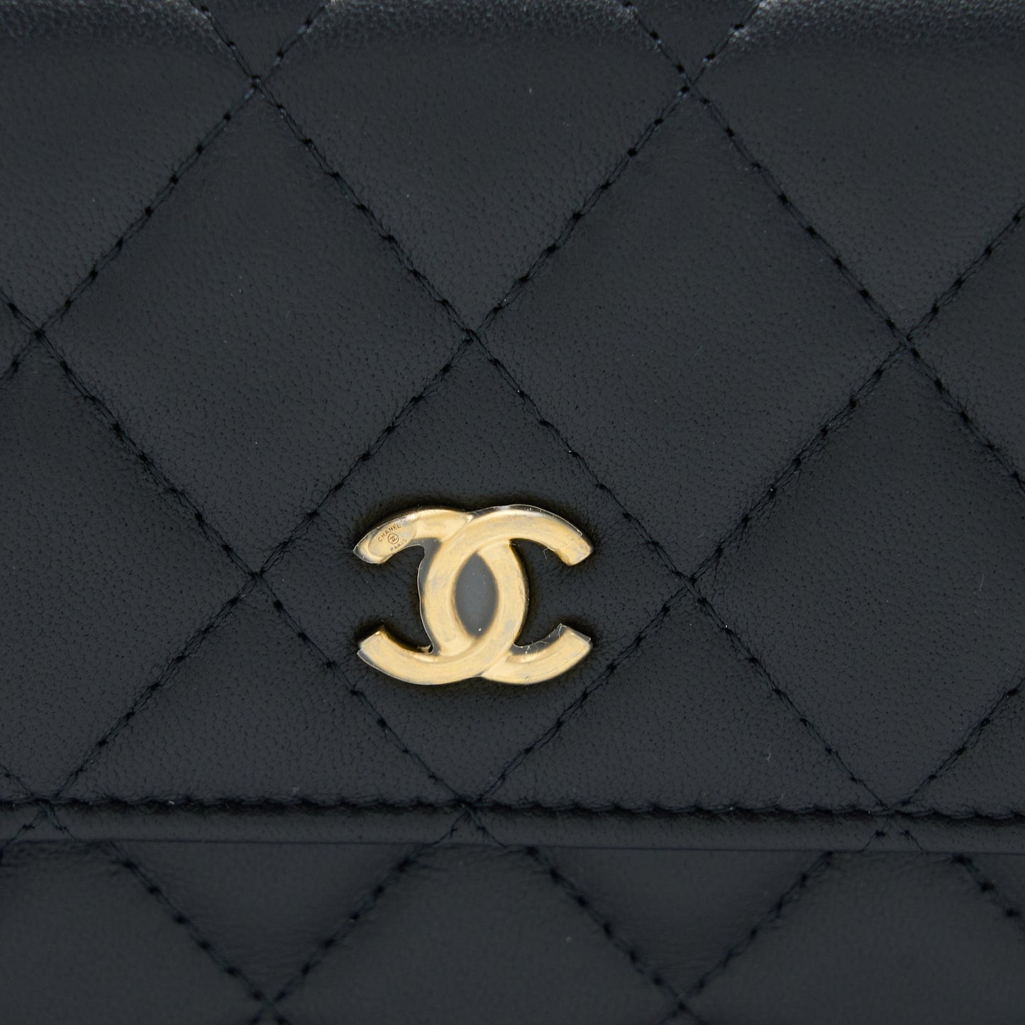 Chanel Pearl Crush Mini Wallet On Chain Lambskin Black Brushed GHW (Microchip)