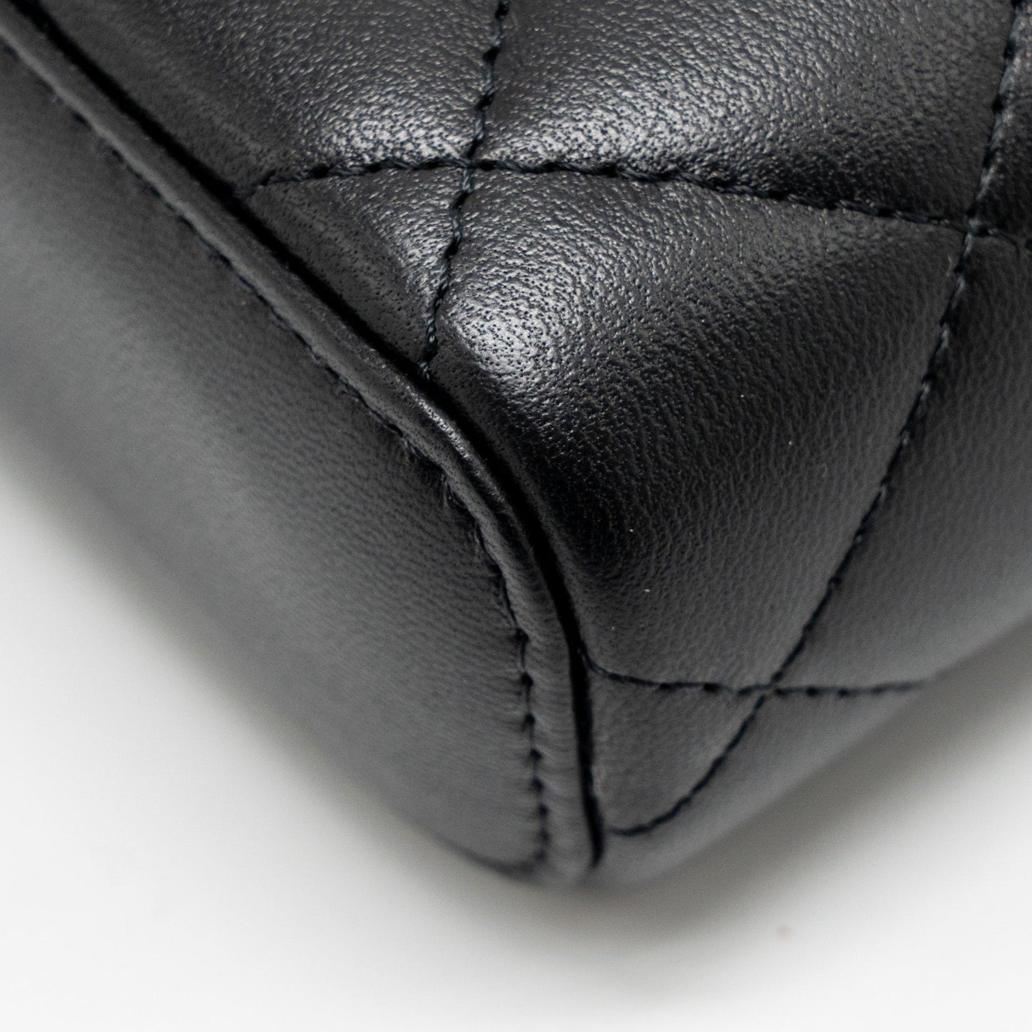 Chanel Small Vanity Clutch with Detail Chain Caviar Black GHW (Microchip)