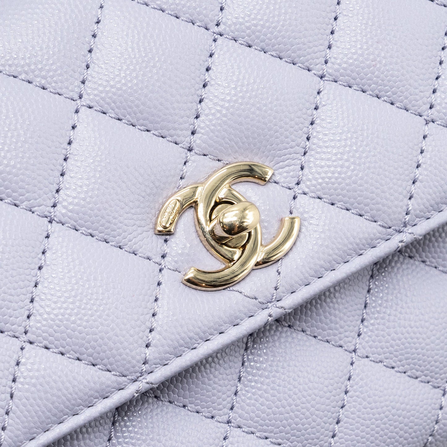 Chanel Small Coco Handle Caviar Light Purple LGHW (Microchip)