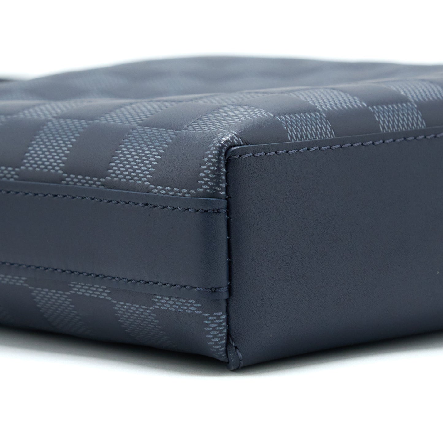 Louis Vuitton Discovery Messenger BB Damier Infini SHW