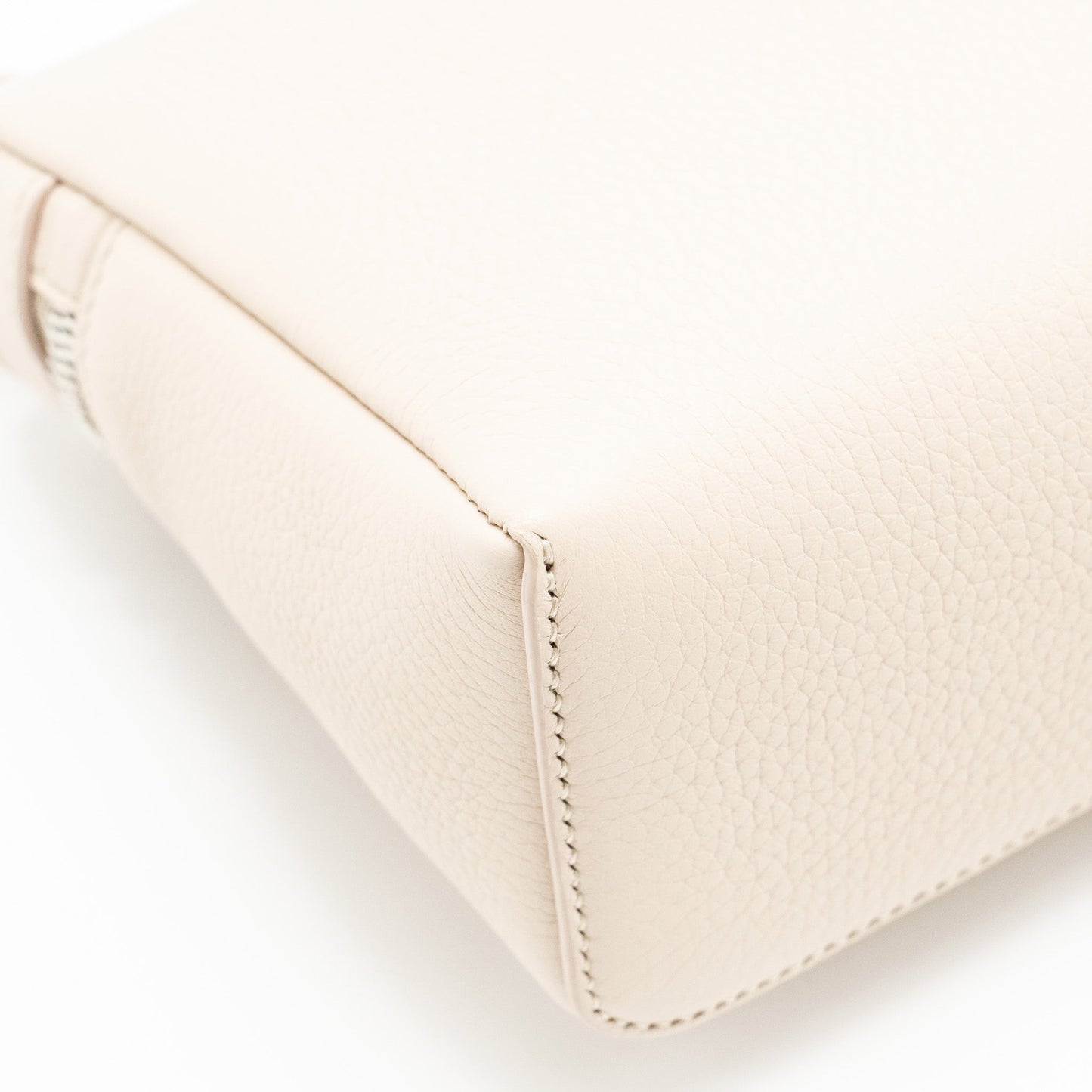Loro Piana Extra Pocket L19 Grained Calfskin Whisper White SHW
