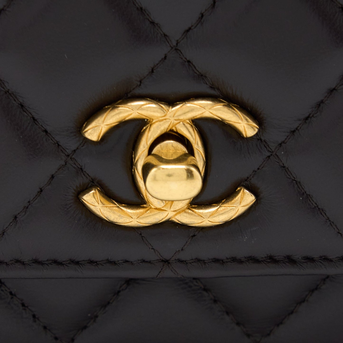 Chanel Gold Pillar Wallet On Chain Lambskin Dark Brown Brushed GHW(Microchip)