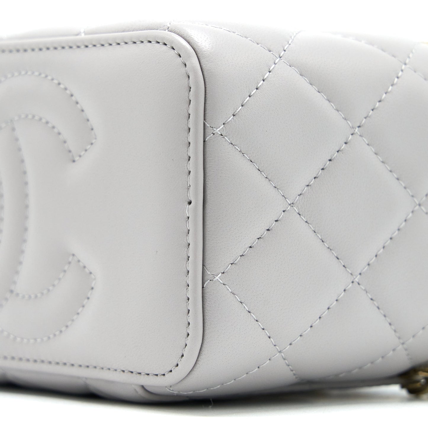 Chanel 22B Pearl Crush Long Vanity with Chain Lambskin Grey GHW