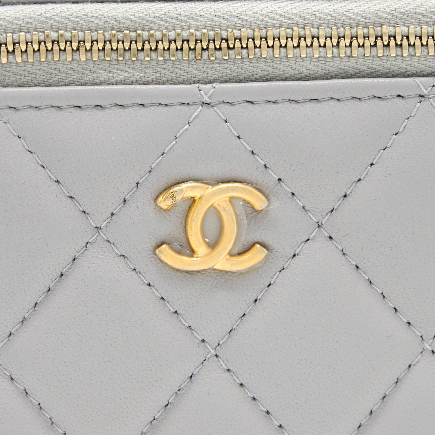 Chanel 22B Pearl Crush Long Vanity with Chain Lambskin Grey GHW