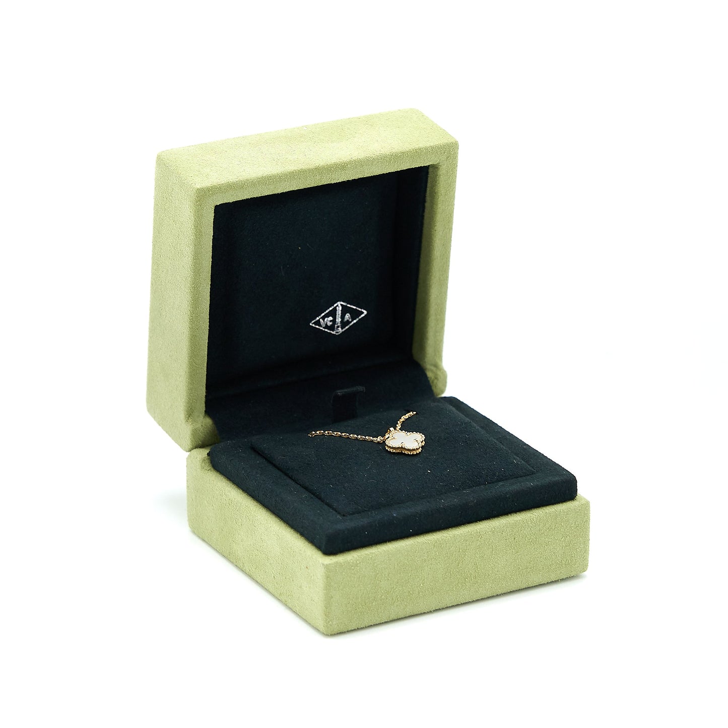 Van Cleef&Arpels Sweet Alhambra Pendant Mother of Pearl Yellow Gold