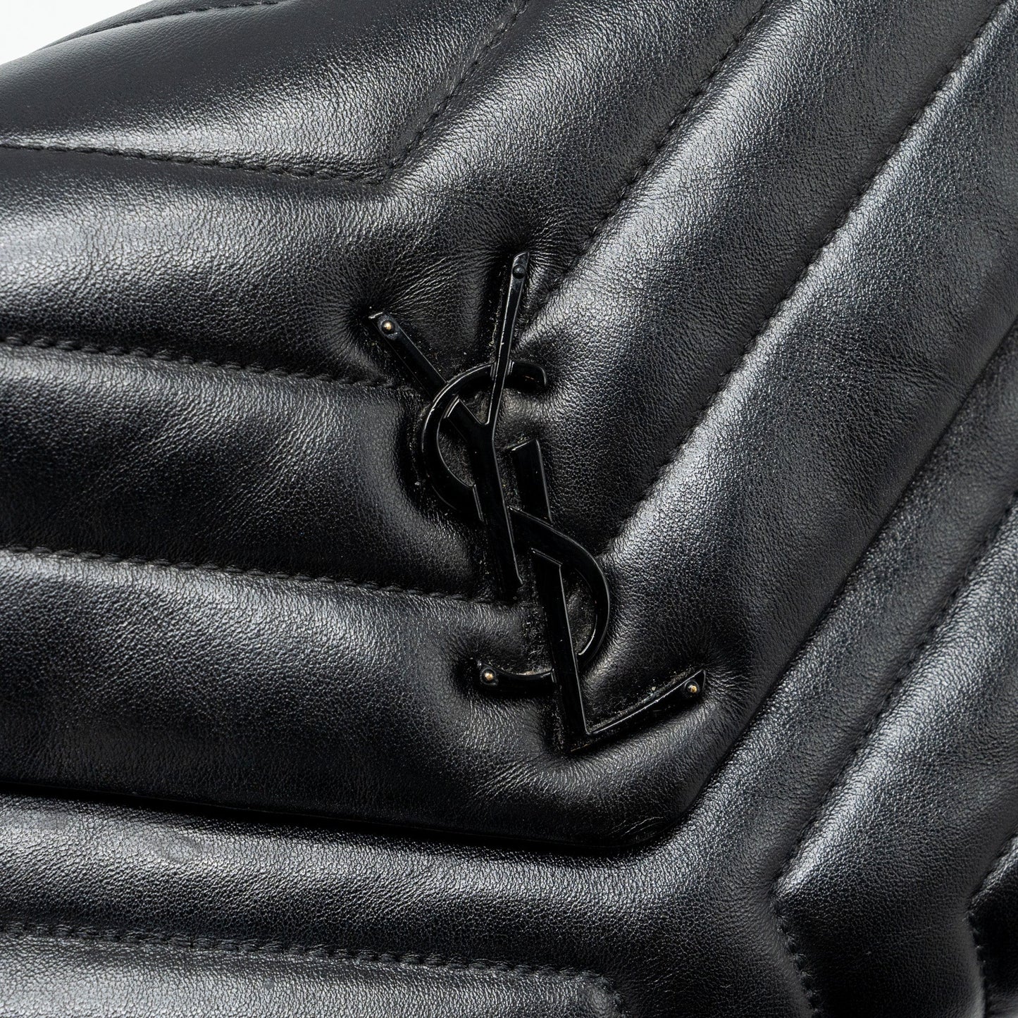 Saint Laurent/YSL Small Loulou Bag Calfskin So Black