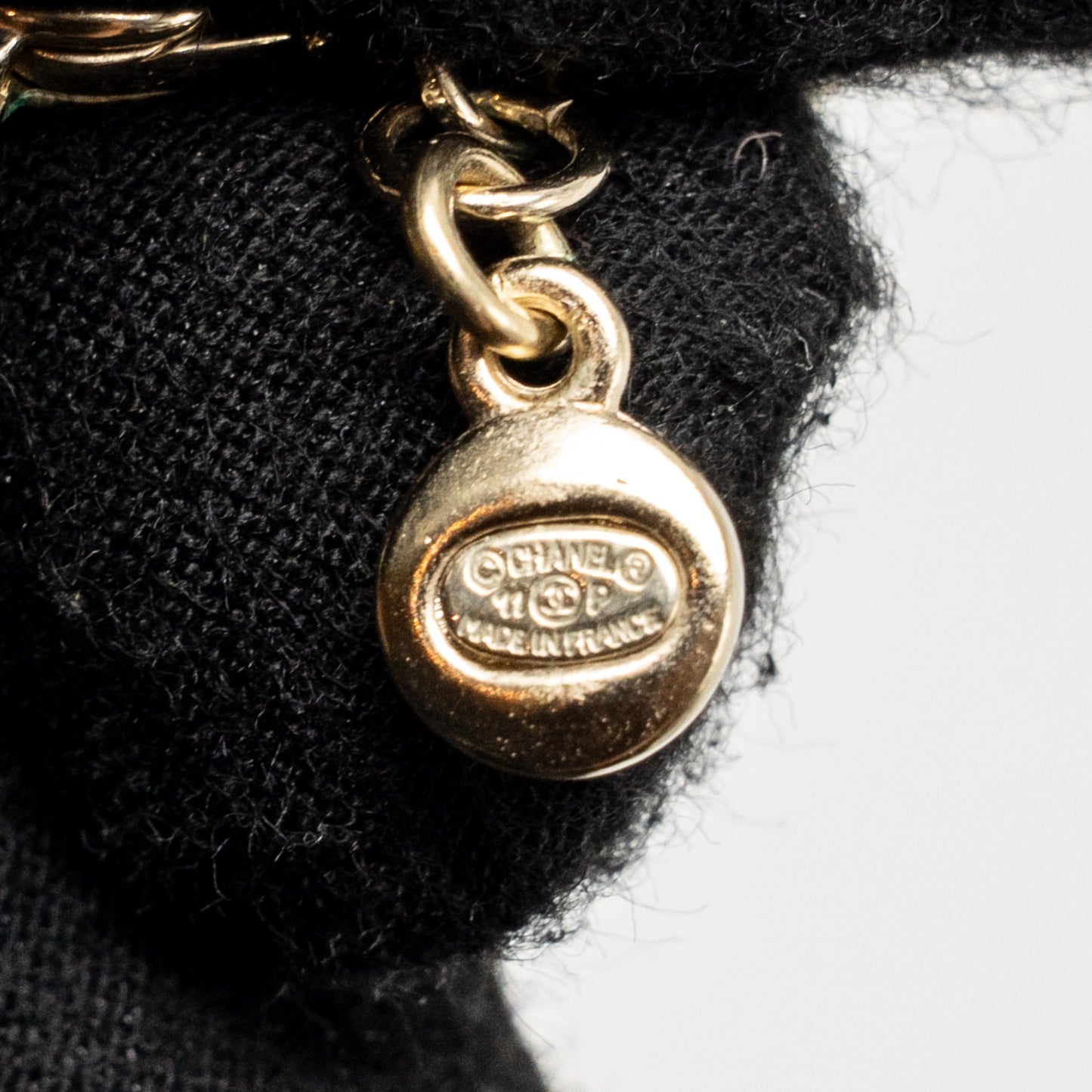 Chanel Pearl Dropped Long Necklace Crystal CC logo Light Gold tone